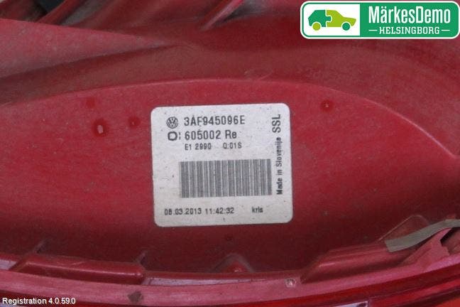Volkswagen VW PASSAT 11-14 Bakljus Höger