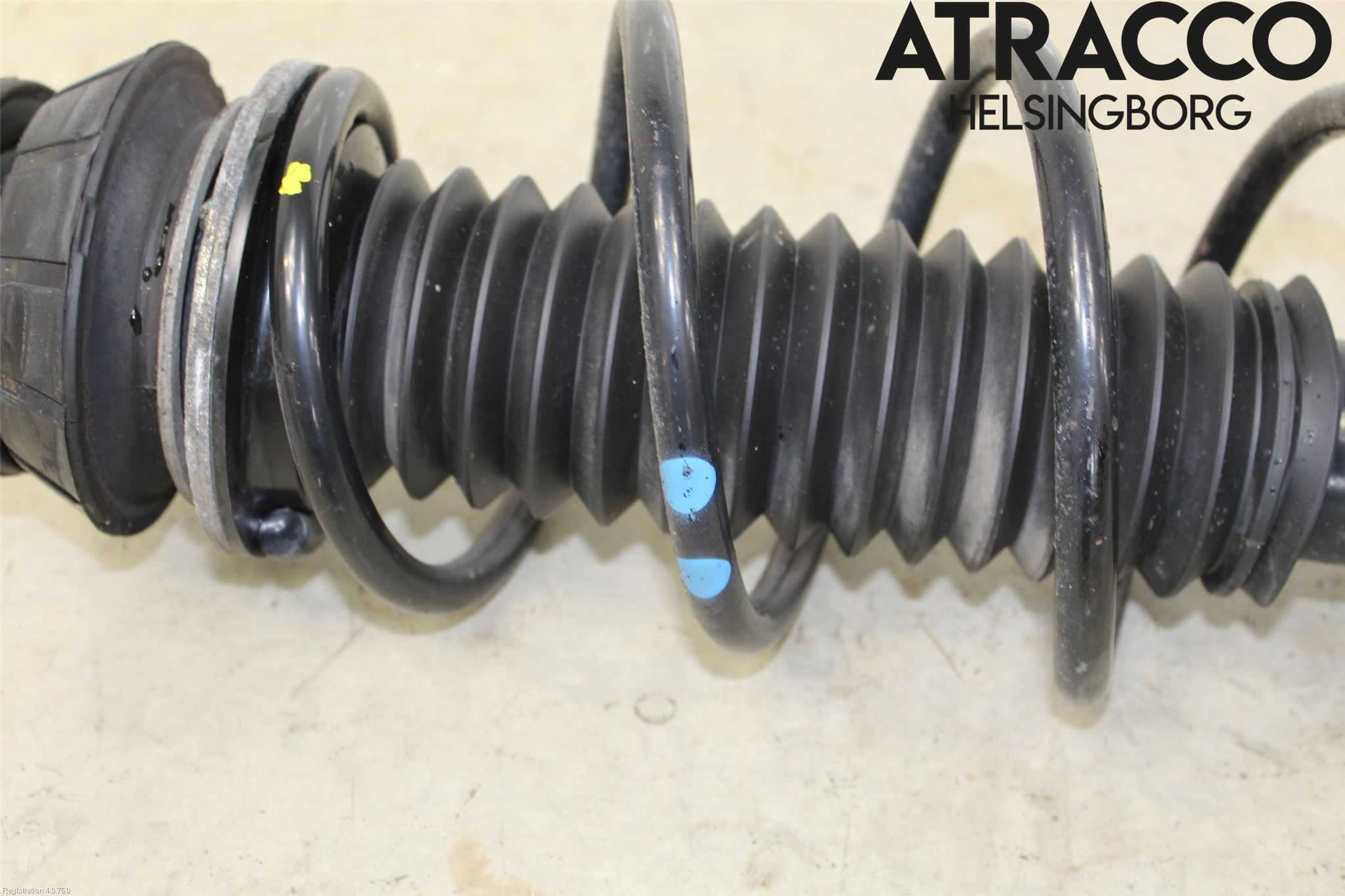 Suzuki VITARA 15- Fjäderben Fram Höger