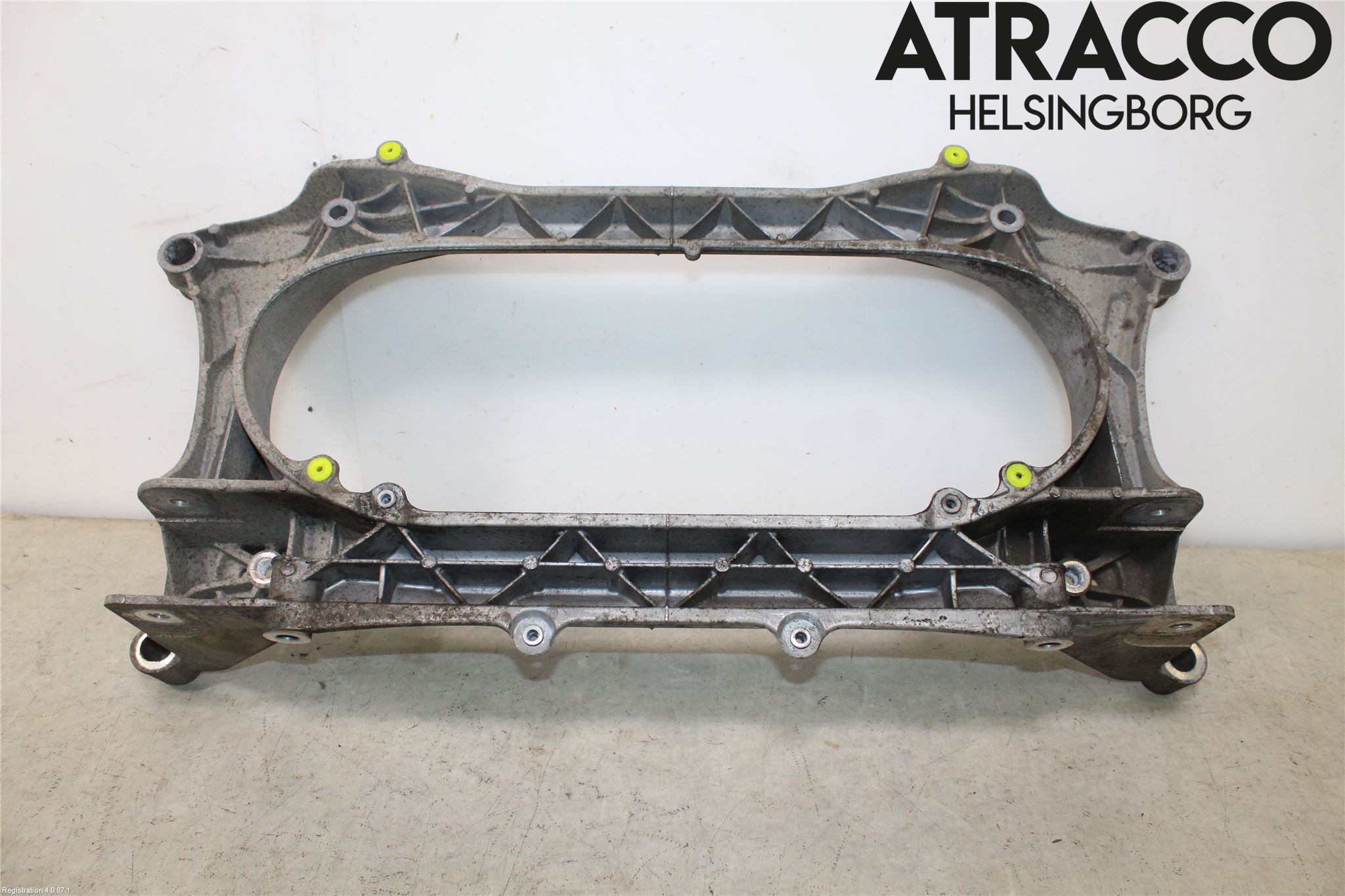 Lexus GS 300/430/450H 05-12 Framvagnsbalk