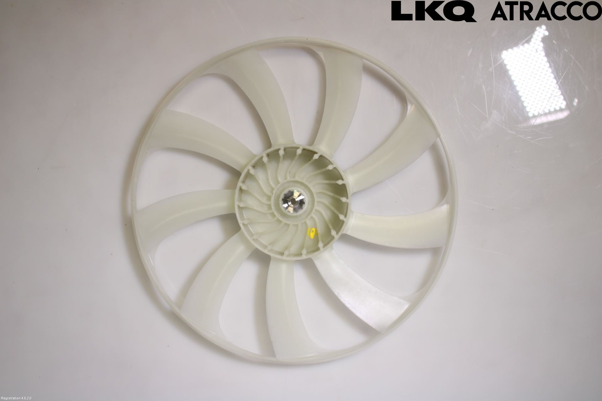 Mazda 2 KB Hybrid 22- Kylfläkt-Vinge