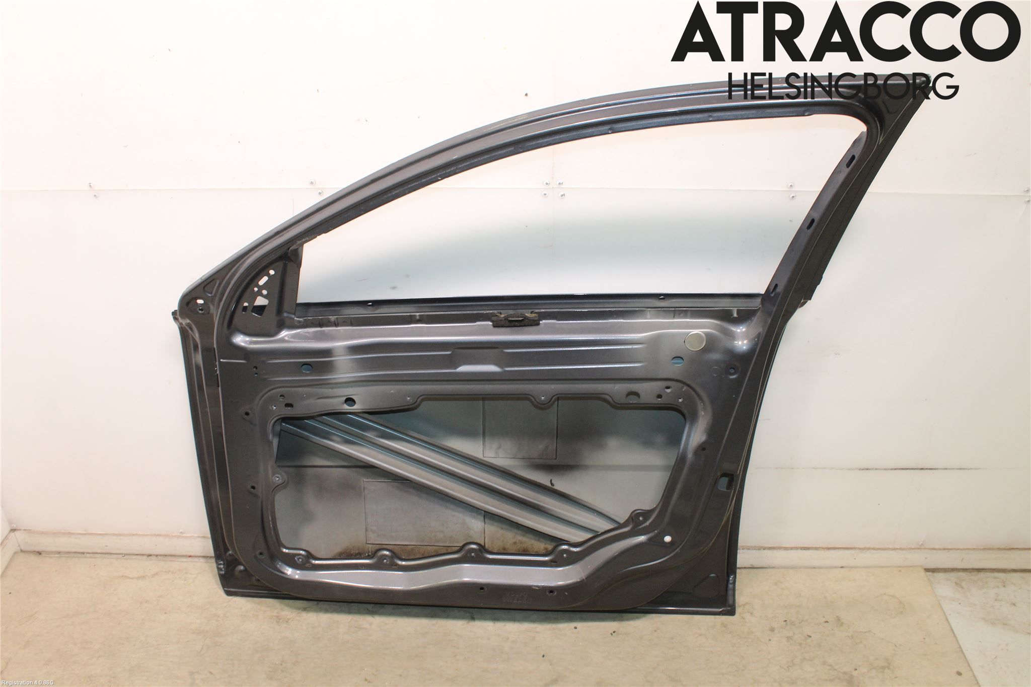 Volvo V70 08-13 Dörr Fram Höger