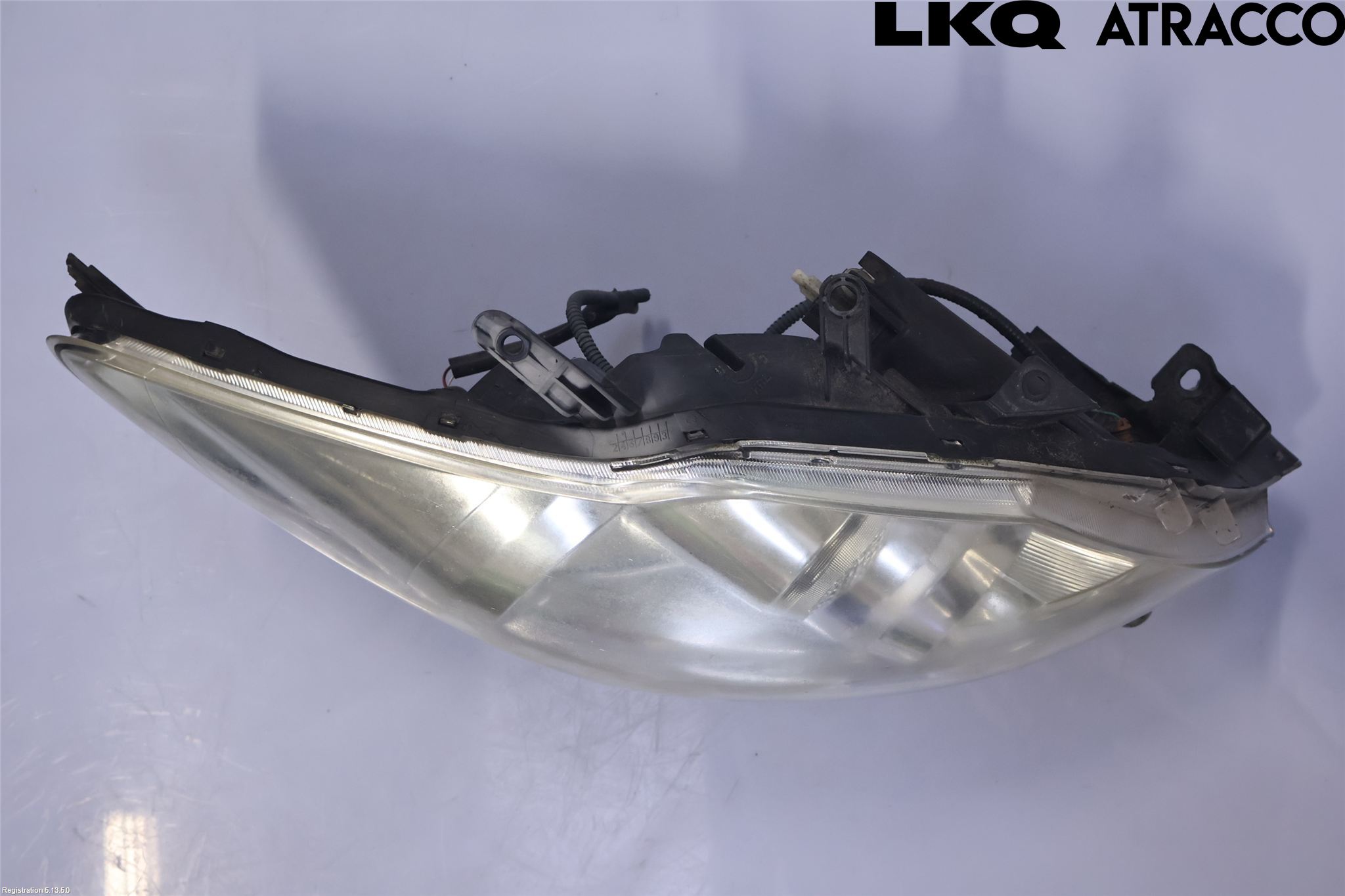 Toyota AURIS 10-12 Strålkastare Höger