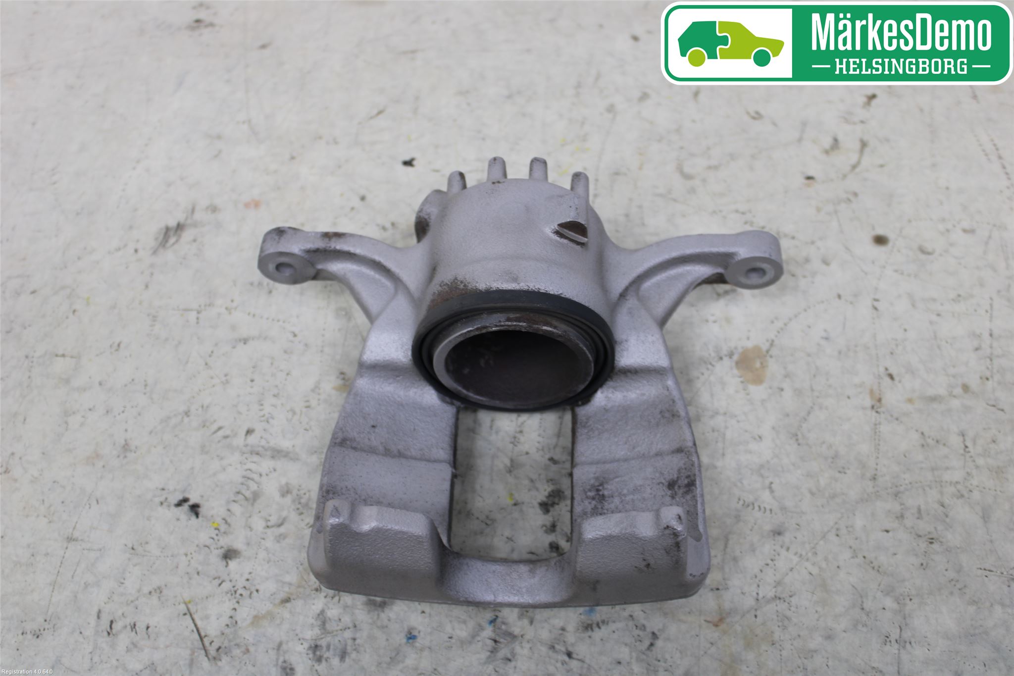 Renault TRAFIC/E-TECH 15- Bromsok Fram Vänster