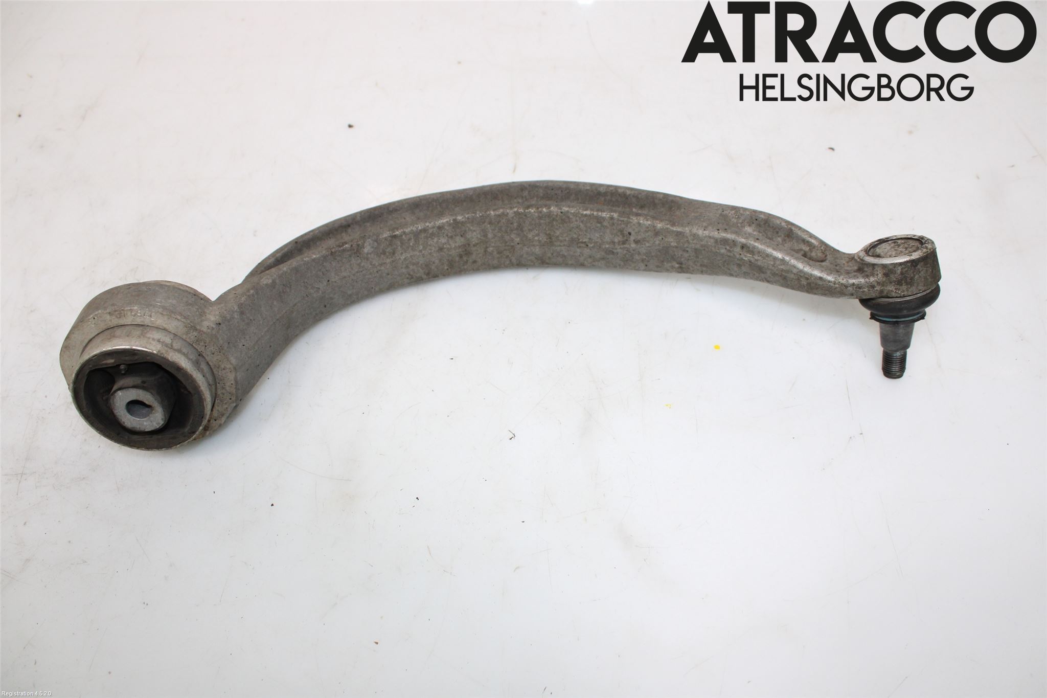 Porsche MACAN/EV 14- Bärarm Fram Undre Vä