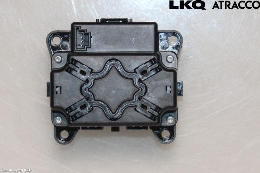 Mercedes-Benz MB ML/GLE-KLASS (W166) 12-18 Strömställare Färddator