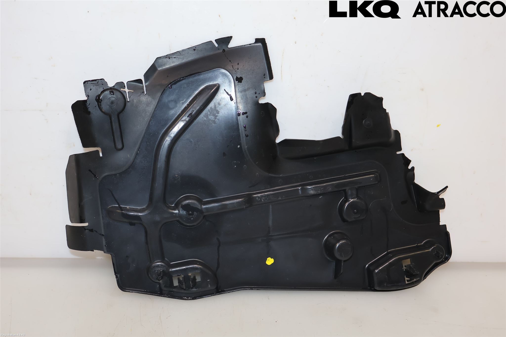Peugeot 208 12-15 Deflektor Plåt-Plast Kylning