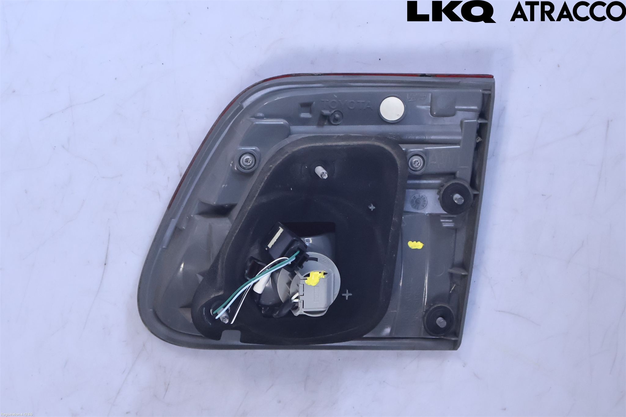 Toyota AVENSIS 09-15 Bakljus Lucka Vä