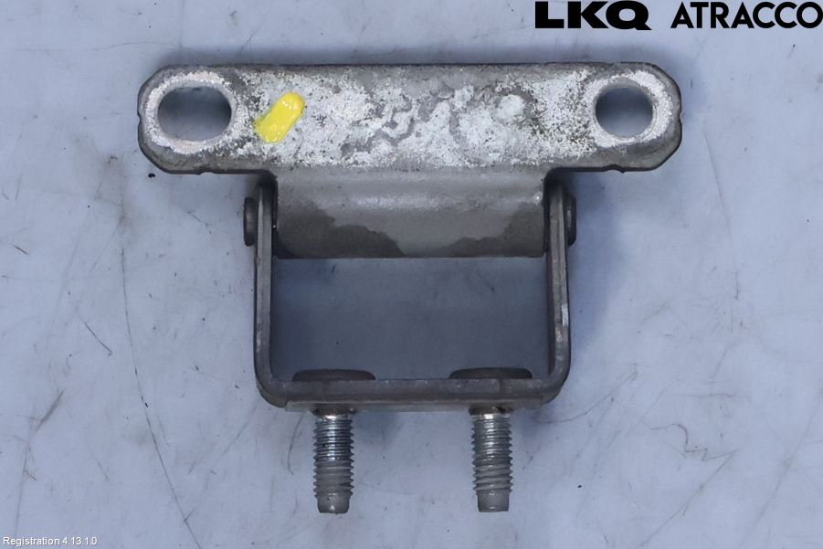 Hyundai i40 16-18 Bakluckegångjärn Vä