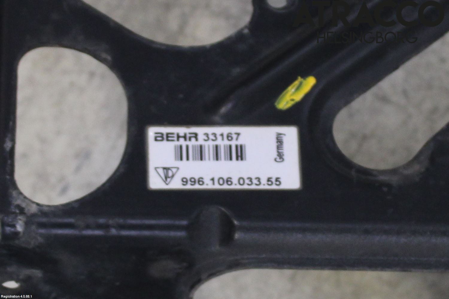 Porsche 911 (996) 98-05 Kylarfäste-Ram-Balk