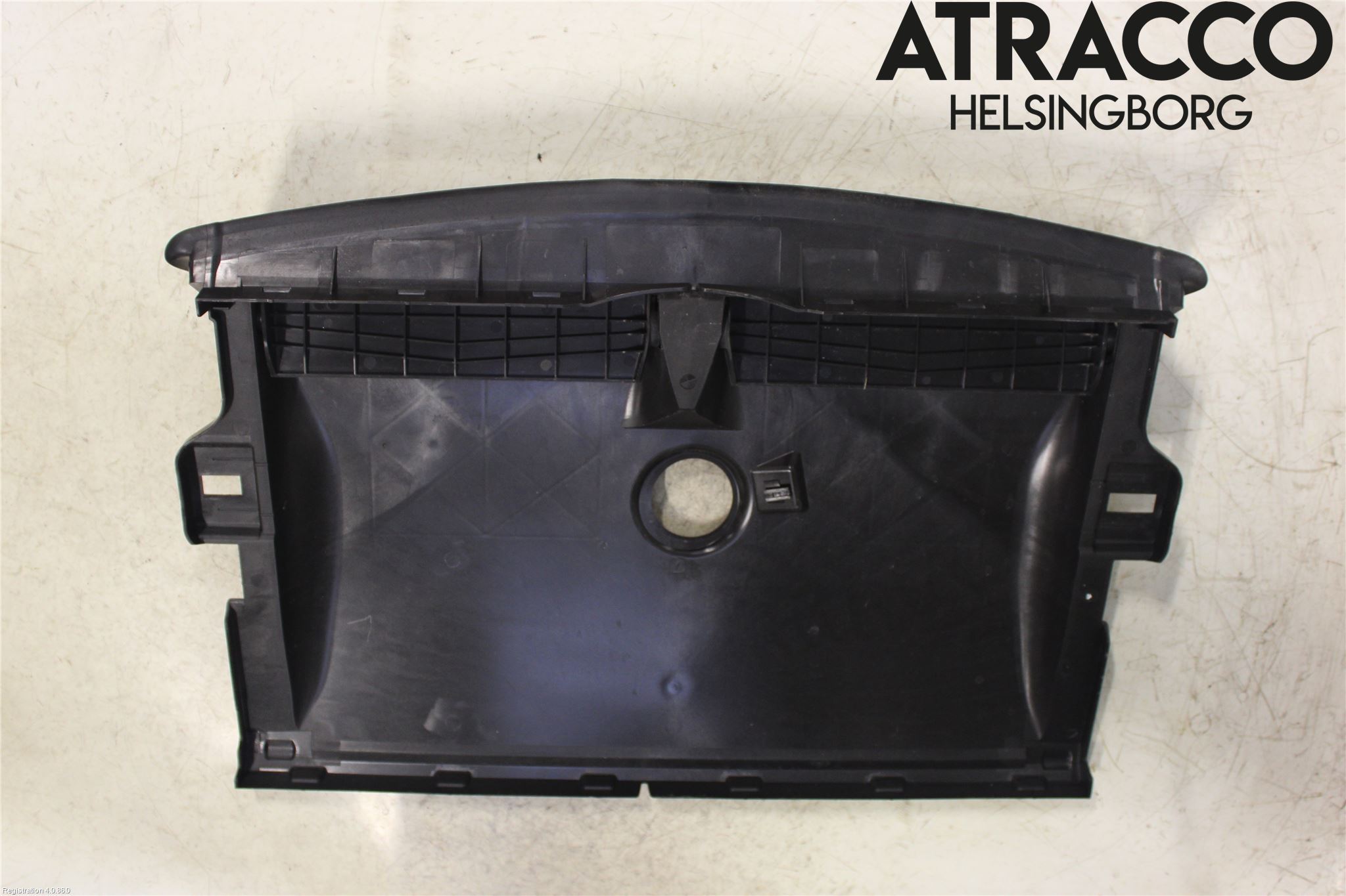 Tesla MODEL 3 17- Deflektor Plåt-Plast Kylning