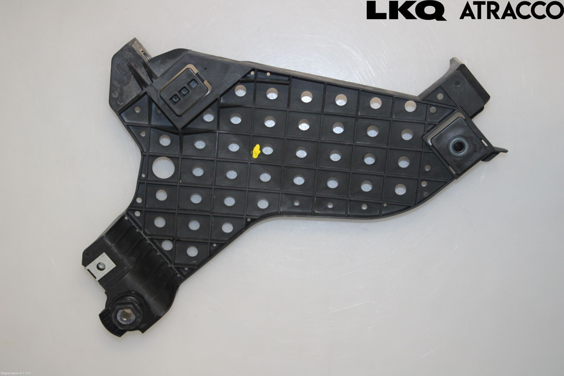 Audi Q3 8U 12-18 Strålkast Fästsarg