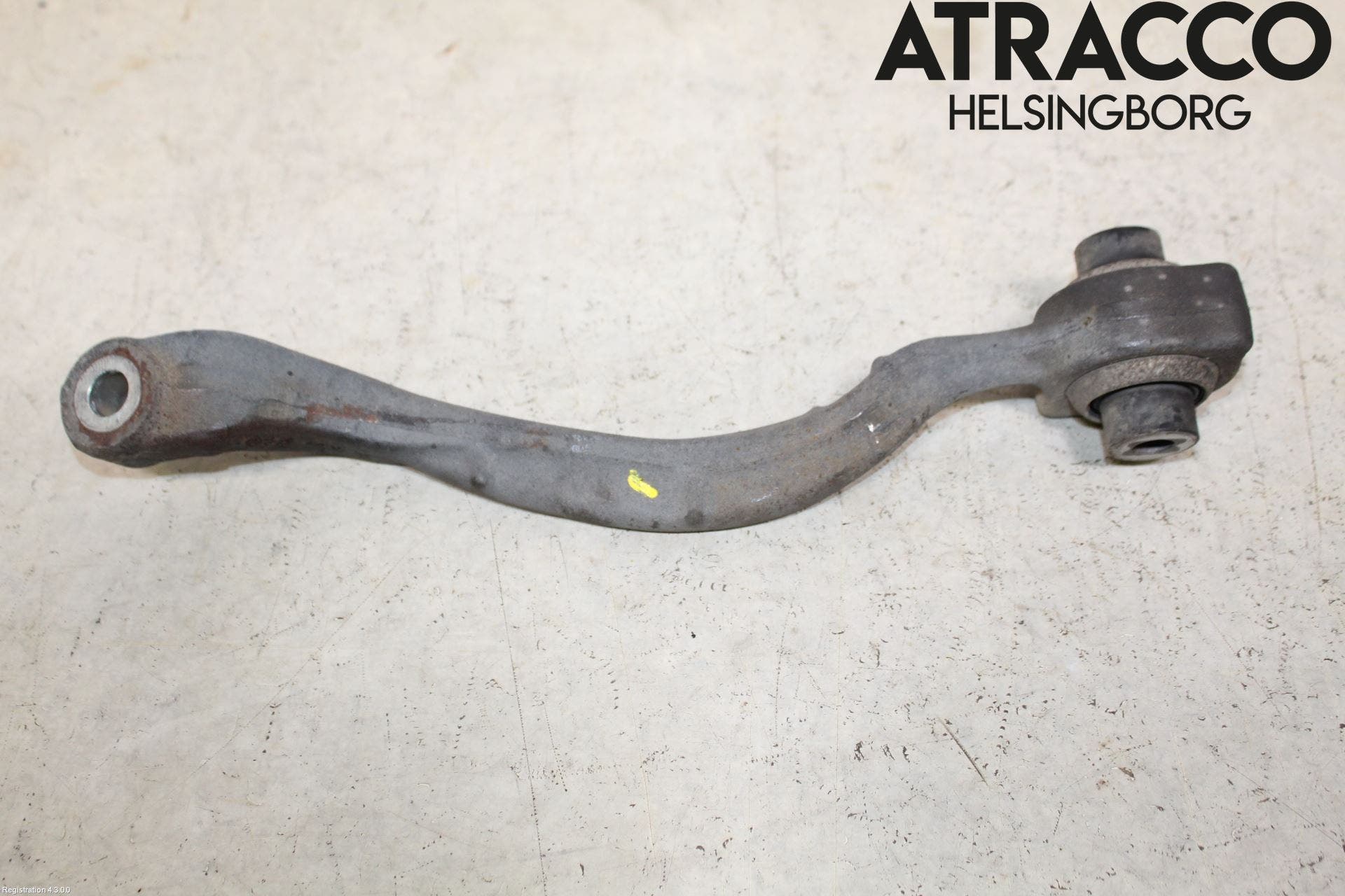 Mercedes-Benz MB E-KLASS (W212) 09-16 Bärarm Fram Undre Vä