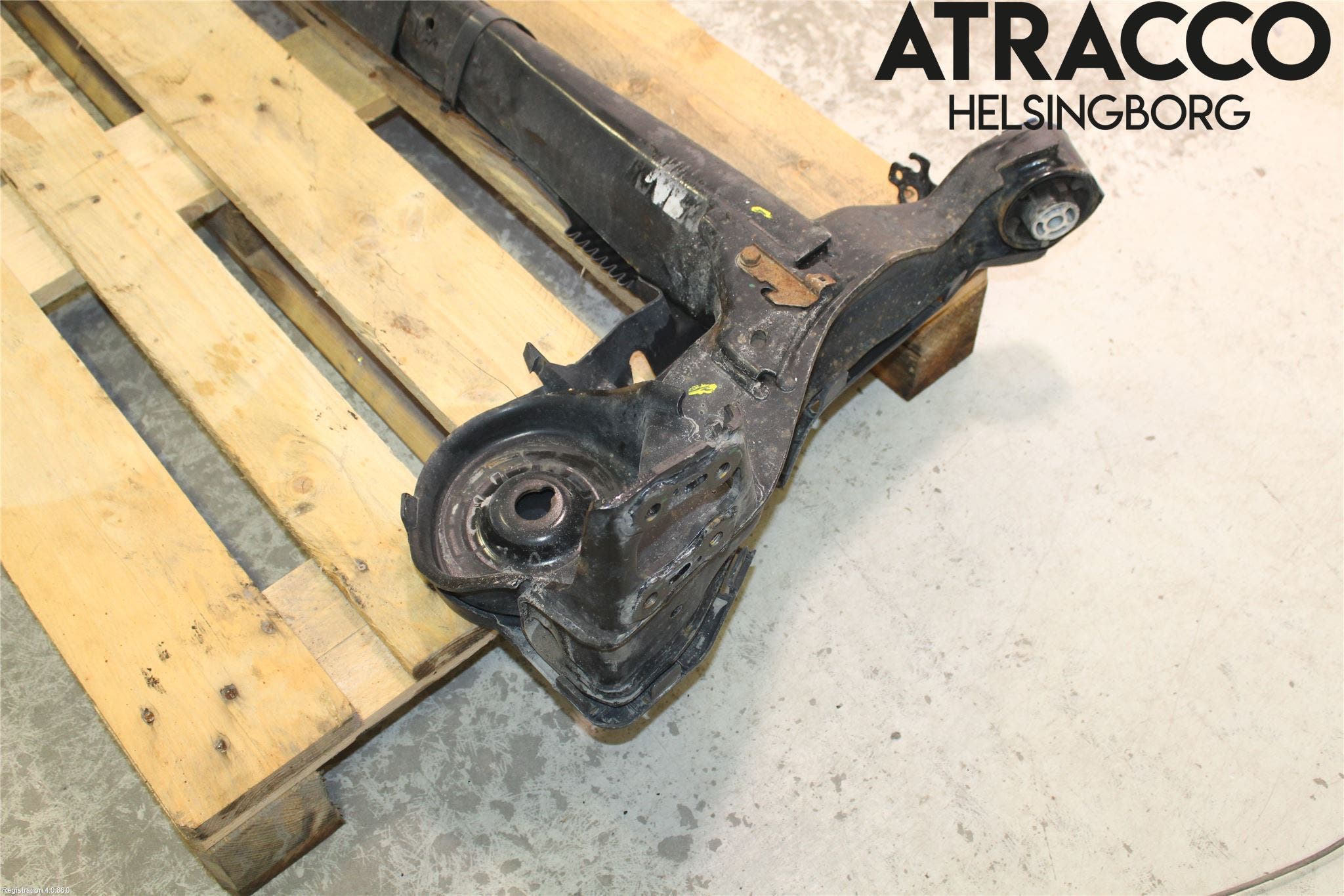 Peugeot PARTNER 16-18 Bakaxel