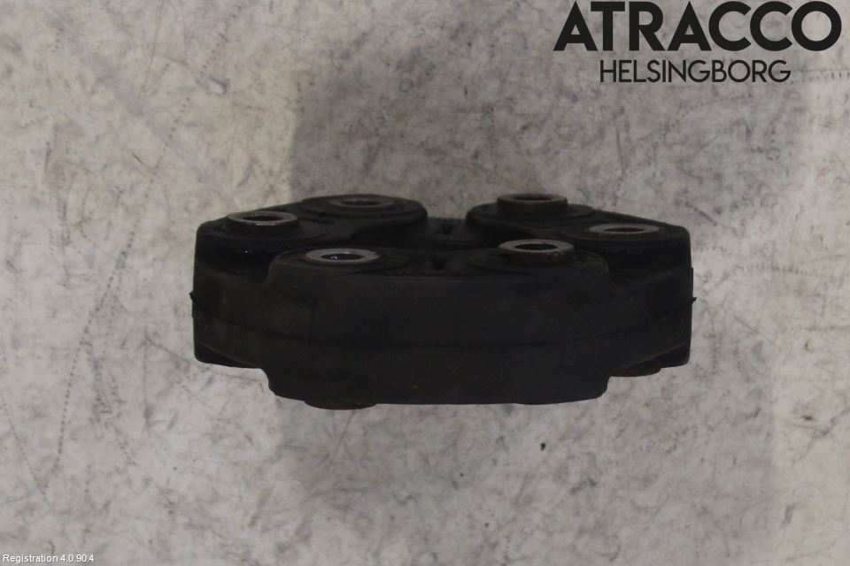 BMW 5 GT F07 09-17 Mellanaxel Gummiknut