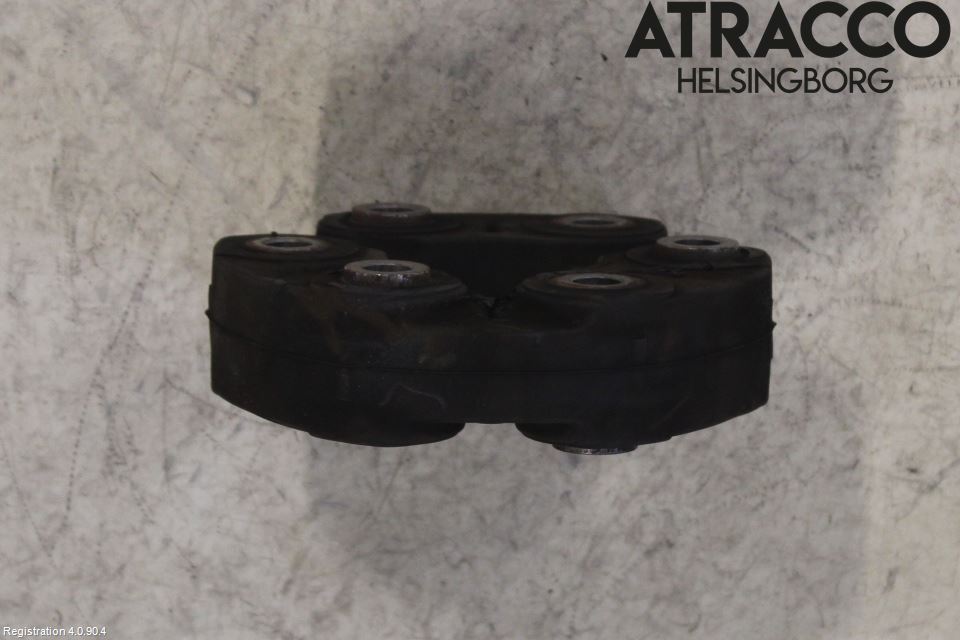 BMW 5 GT F07 09-17 Mellanaxel Gummiknut