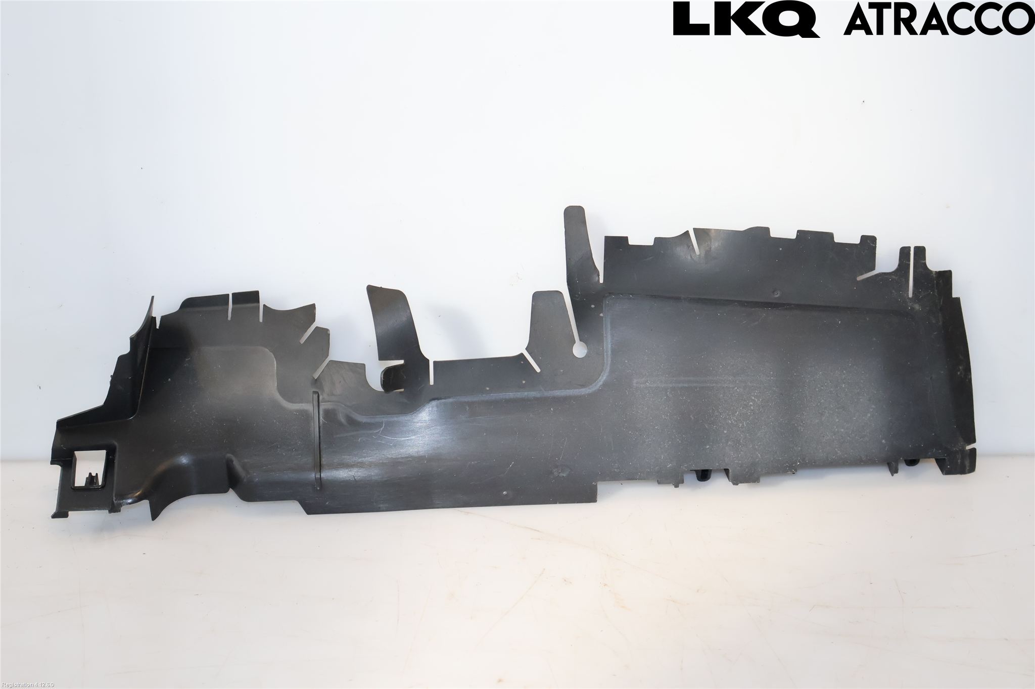 Volkswagen VW PASSAT 20-24 Deflektor Plåt-Plast Kylning