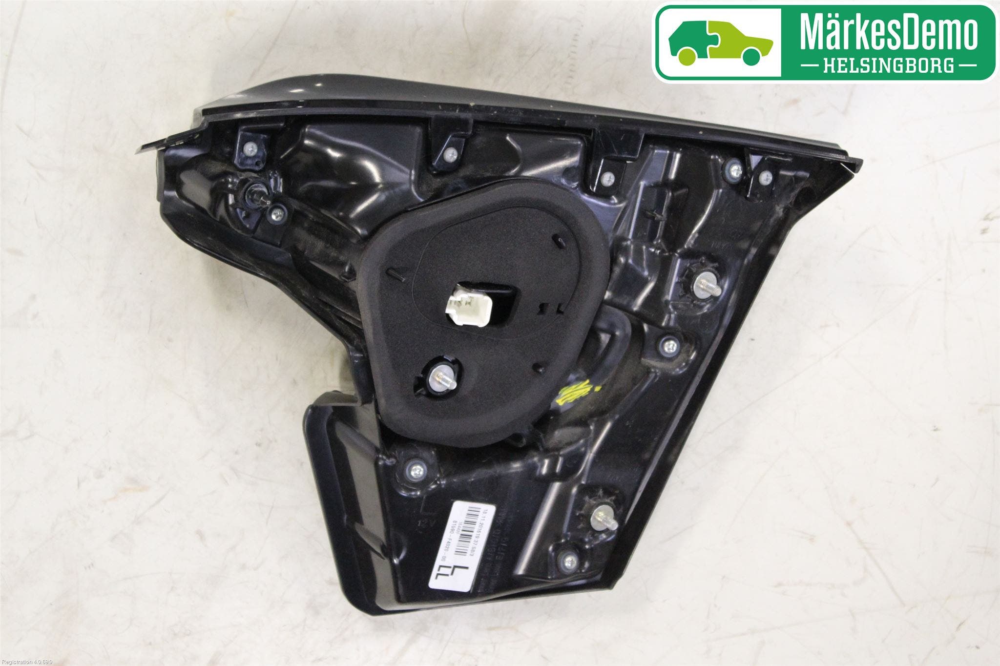 Toyota C-HR 16-23 Bakljus Lucka Vä