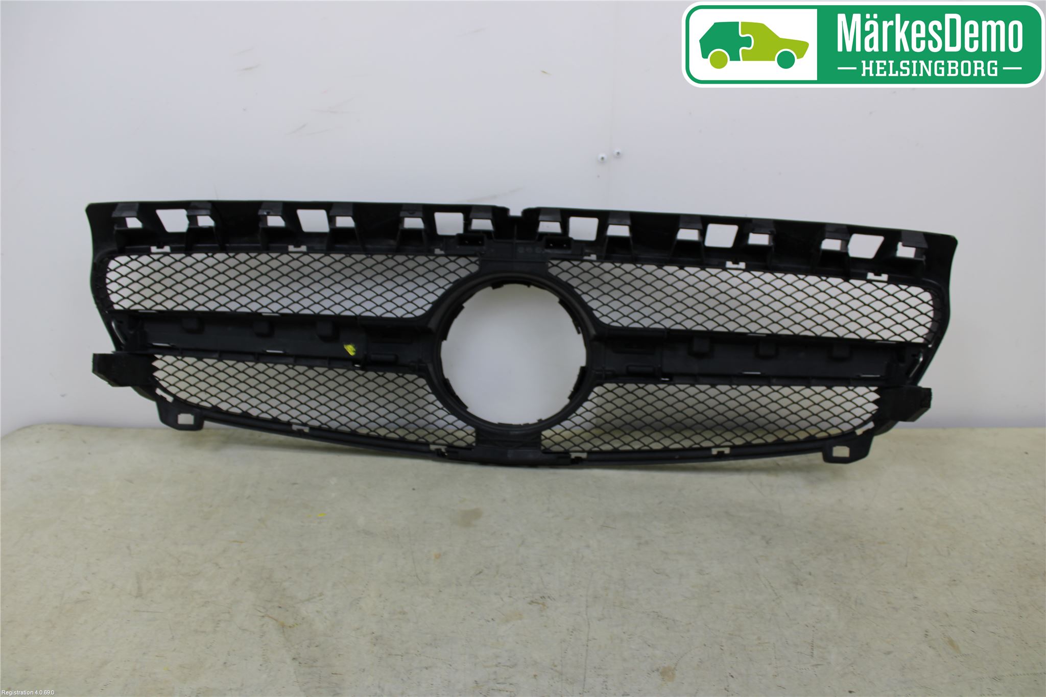 Mercedes-Benz MB A-KLASS (W176) 13-18 Grill Komp