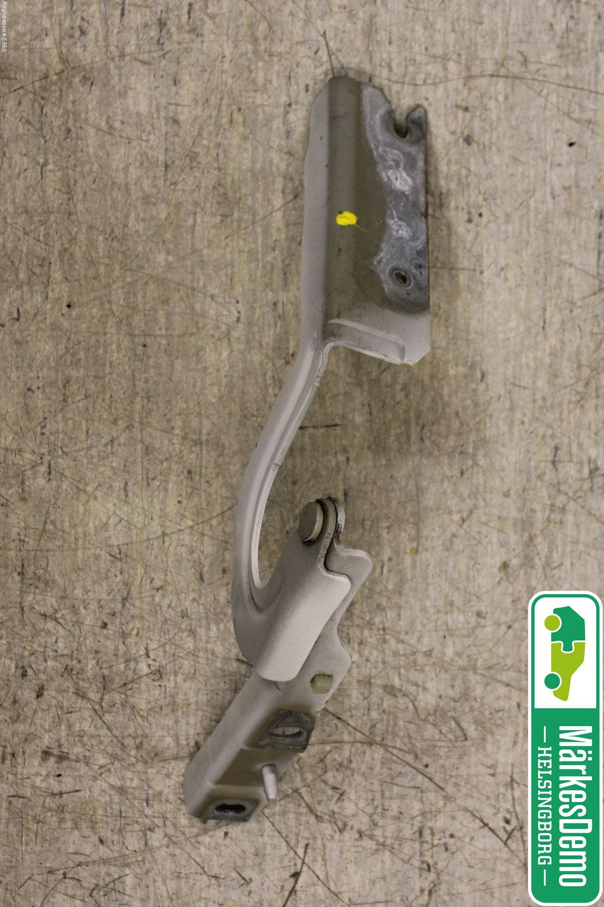 Peugeot EXPERT 07-14 Huvgångjärn