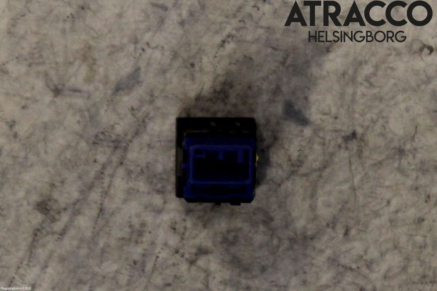 Toyota RAV4 19- Strömställare Tanklucka