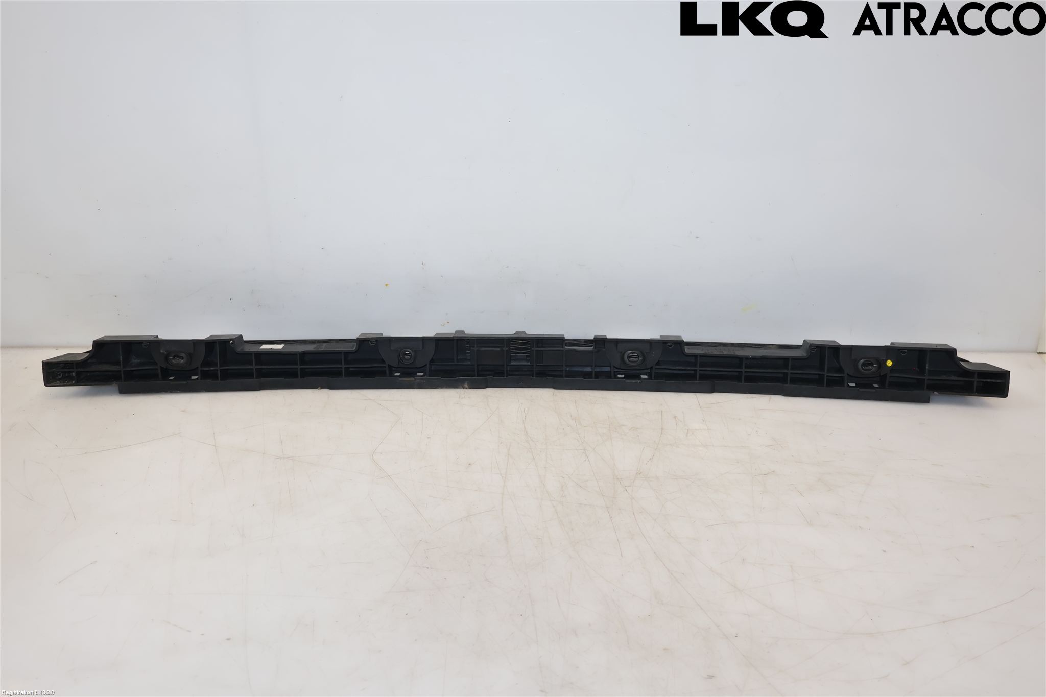 Volkswagen VW PASSAT 11-14 Stötfångardel Bak Mitt