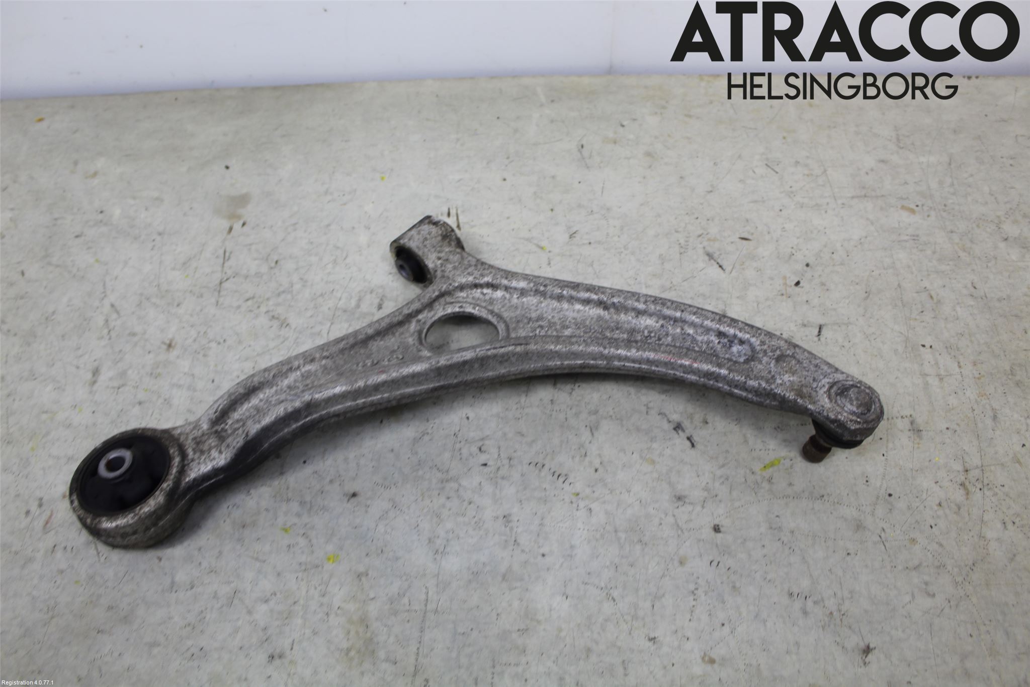 Kia OPTIMA 00-15 Bärarm Fram Undre Vä