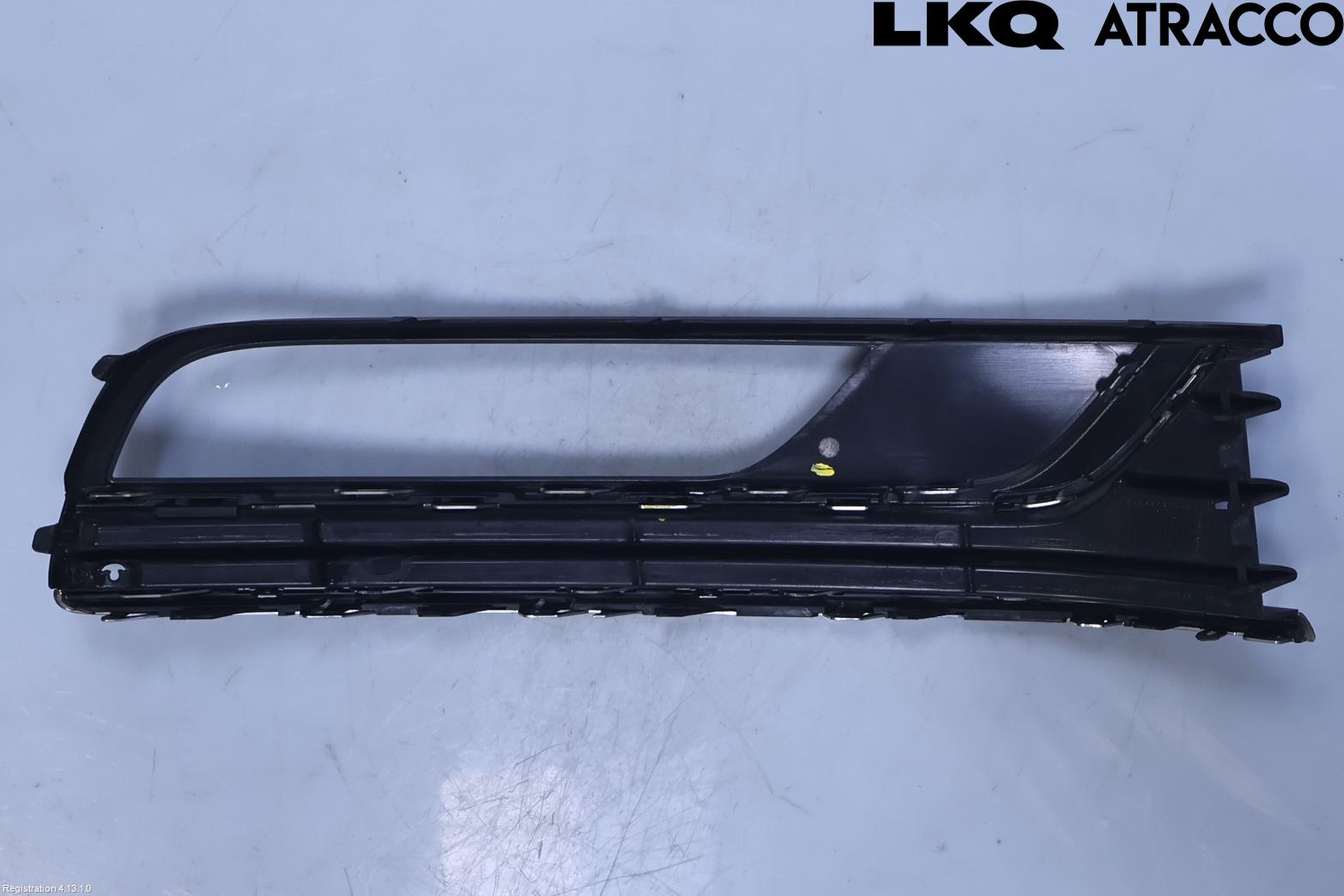 Volkswagen VW PASSAT 11-14 Dimljussarg Fram