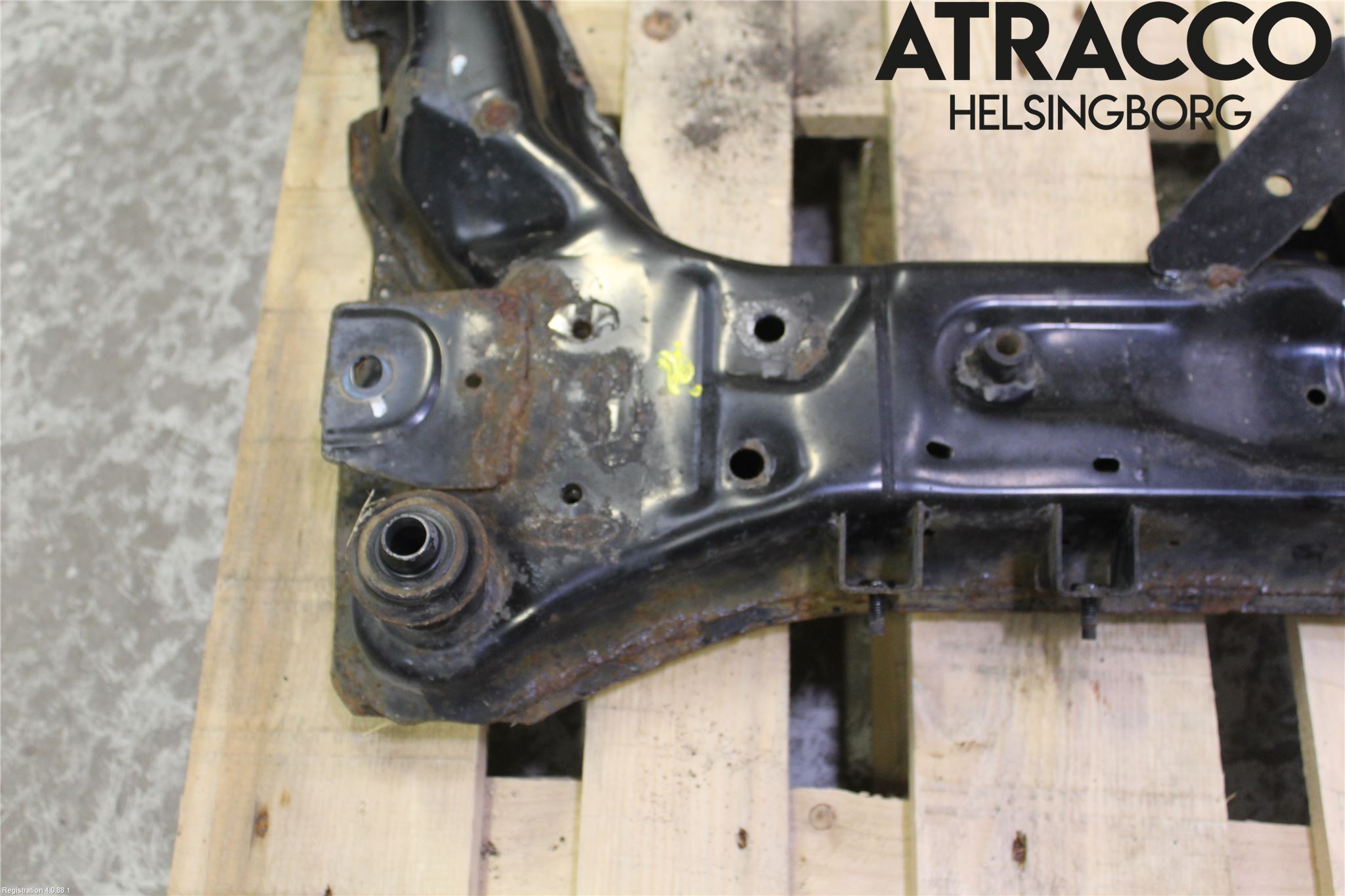 Nissan X-TRAIL 14-21 Framvagnsbalk