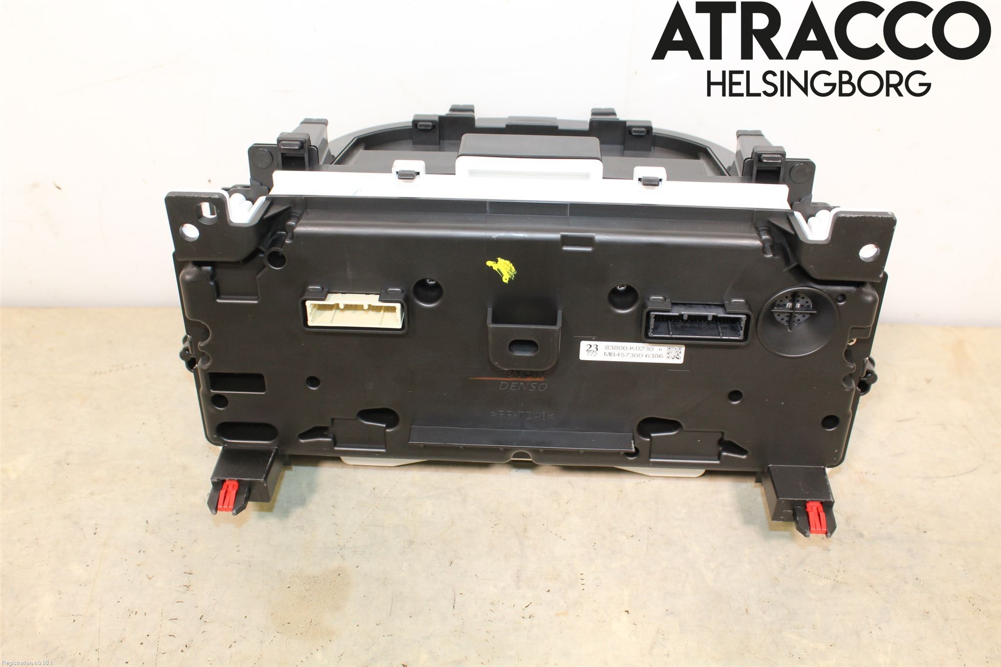 Toyota YARIS XP21 20- Instrument Komb