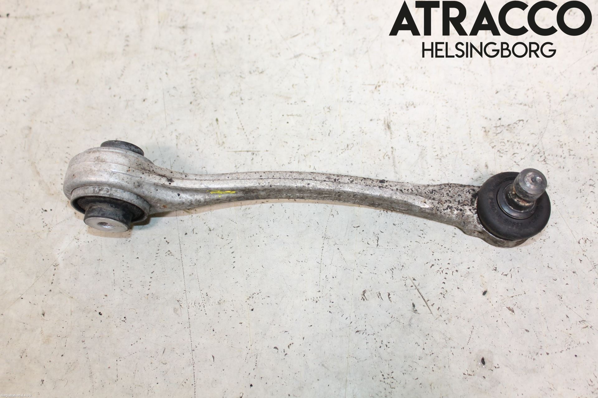 Audi A4/S4 B9 16-19 Bärarm Fram Övre Hö