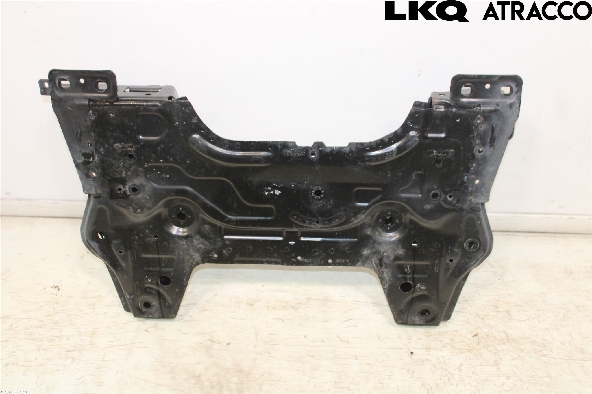 Citroen C4/E-C4 C4X/E-C4X III 21- Framvagnsbalk