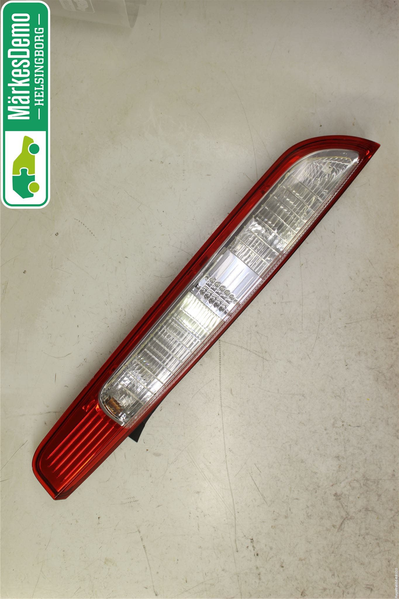 Ford FOCUS 08-11 Bakljus Höger