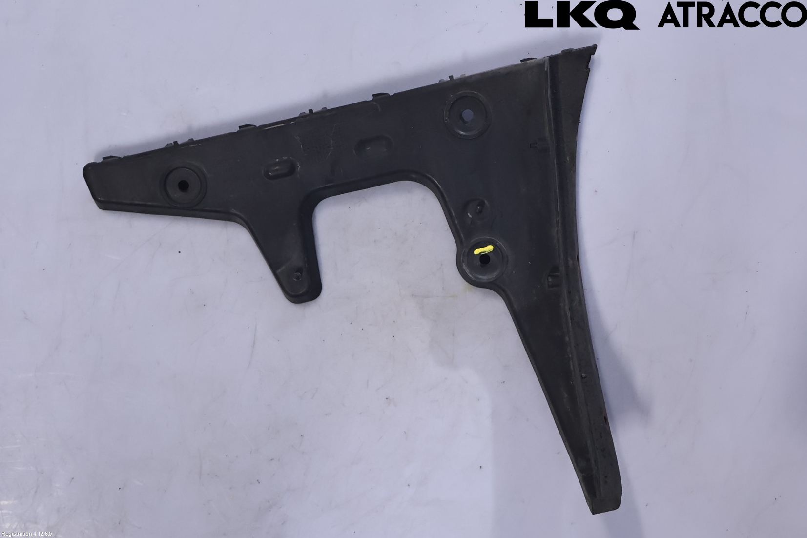 Audi A6/S6     05-11 Stötfångarfäste Bak Vä