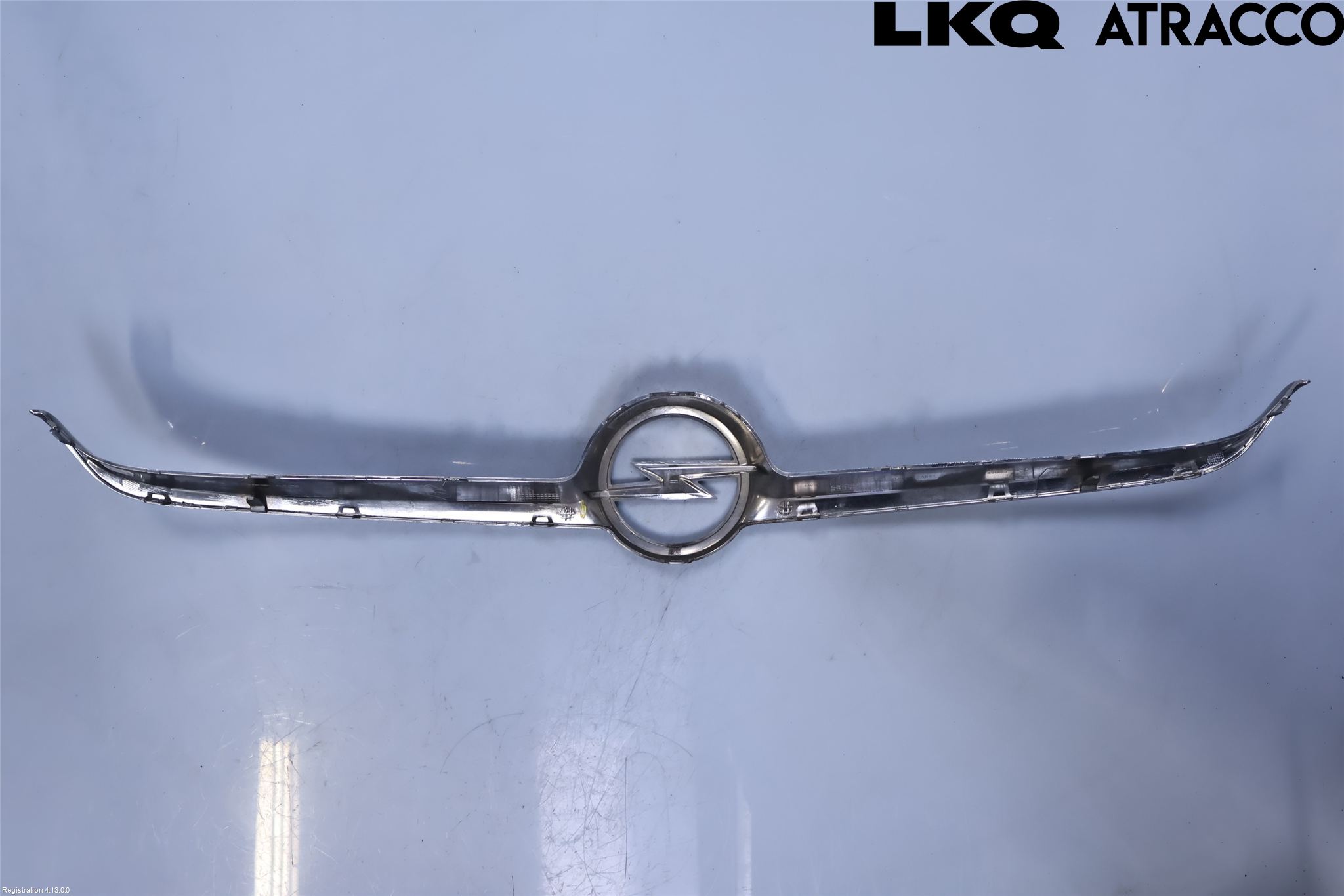Opel CORSA E 15-19 Emblem