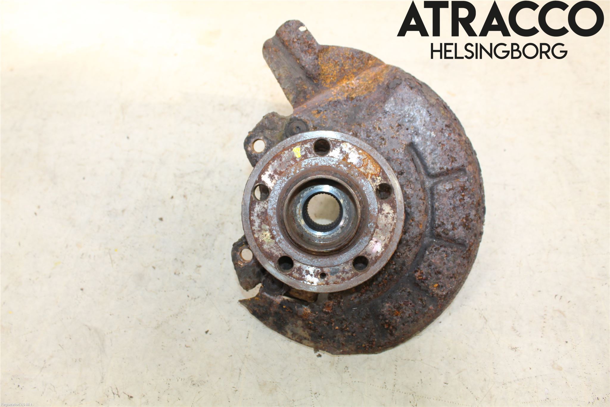 Audi A1/S1 11-18 Styrspindel Lagerhus Vä