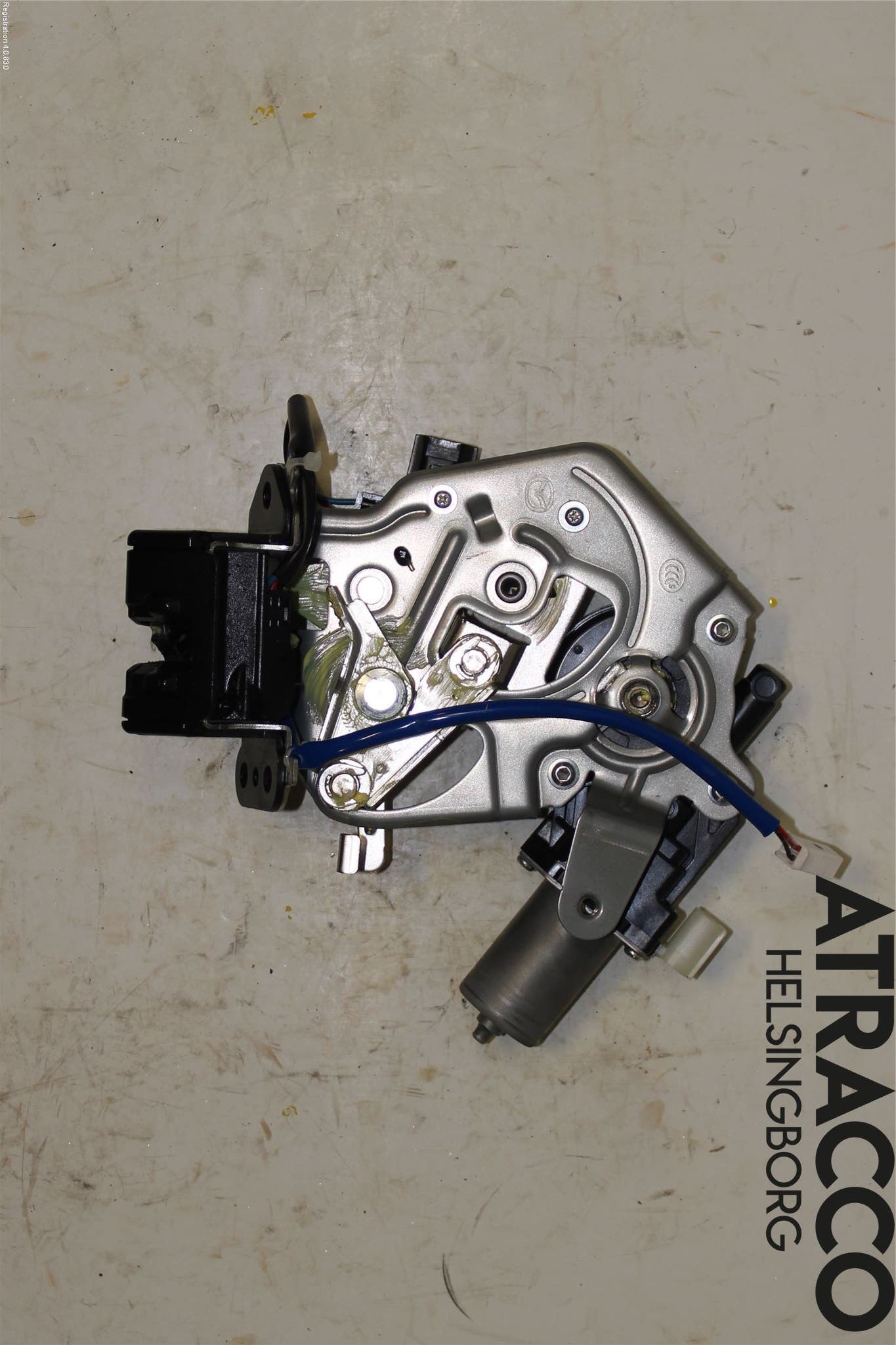 Mazda CX-5 17- Låskista Baklucka