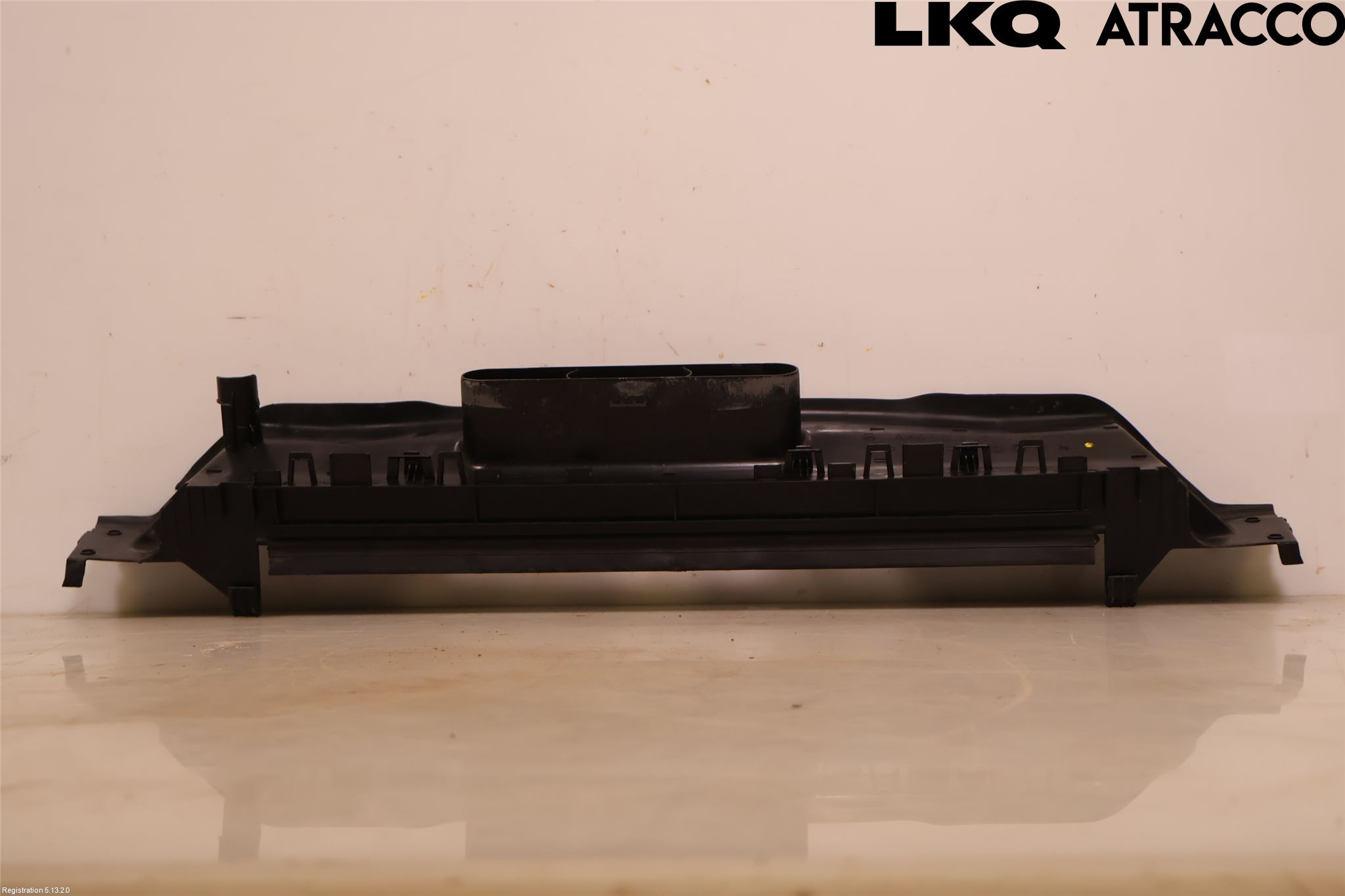 Mercedes-Benz MB VITO/V-KLASS (W640,W447,W448) 14- Deflektor Plåt-Plast Kylning