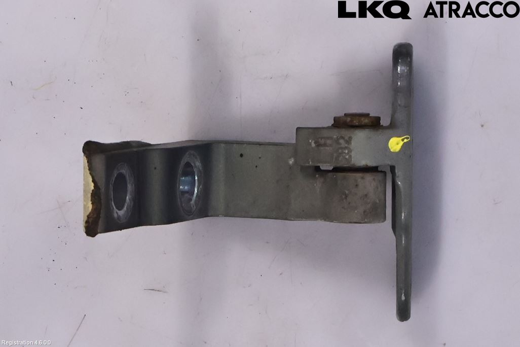 Volvo XC60 18- Dörrgångjärn