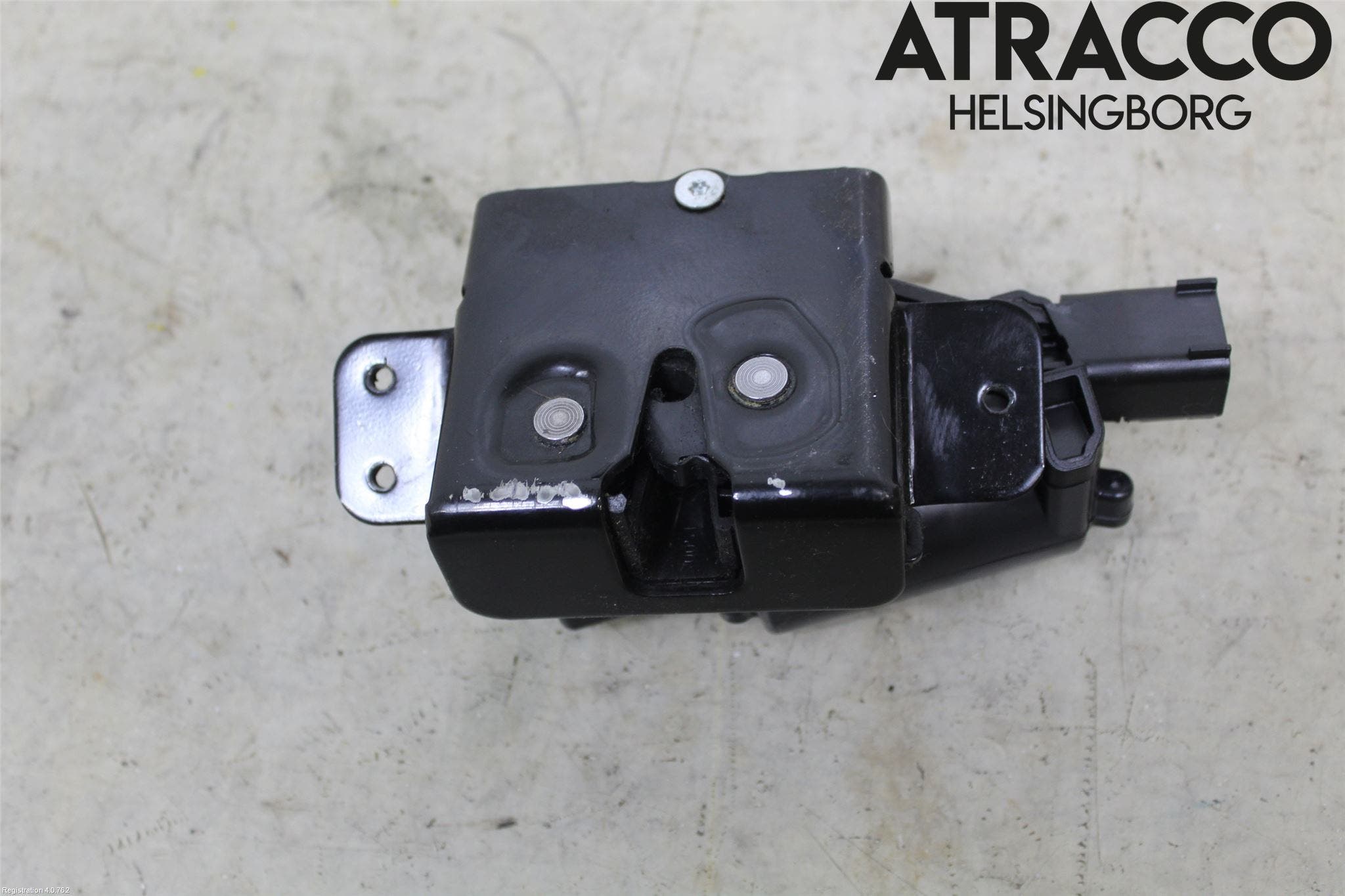 Opel INSIGNIA 09-16 Låskista Baklucka