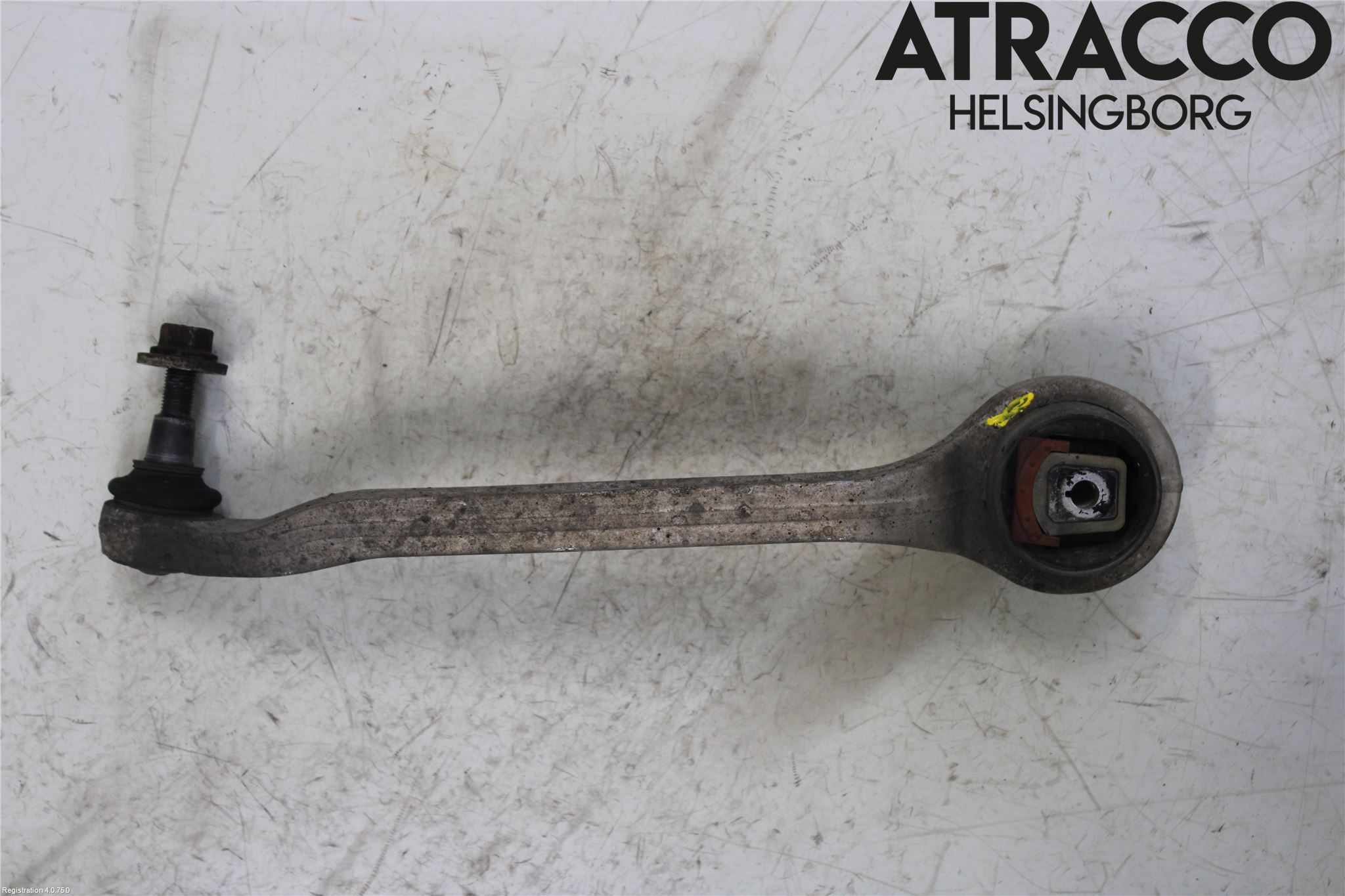 Audi A8/S8 4E  02-09 Bärarm Fram Undre Hö