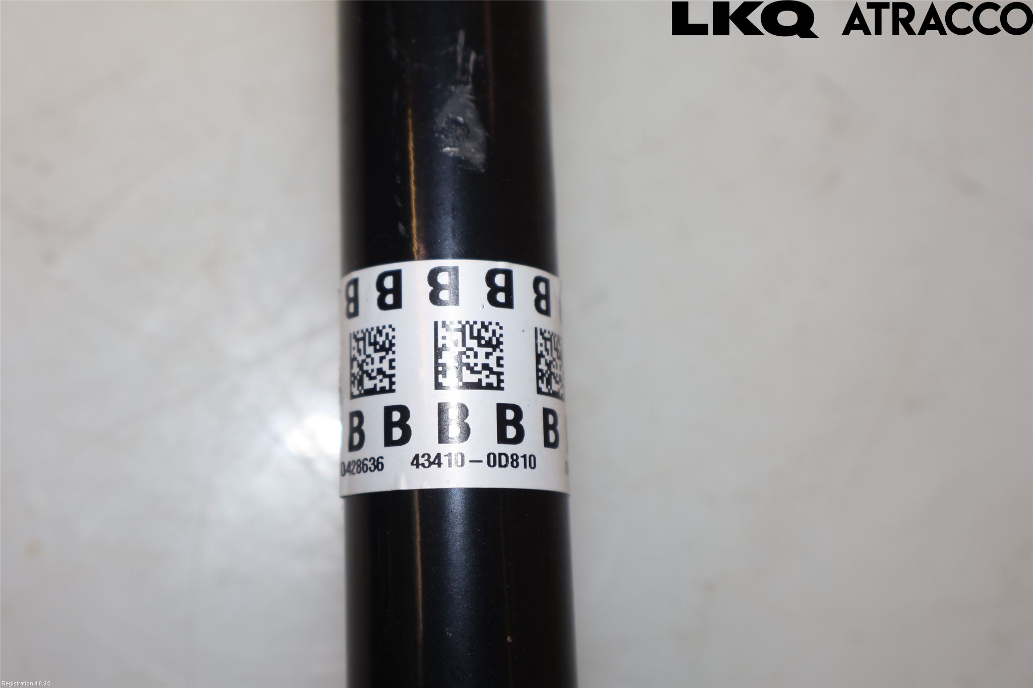 Toyota YARIS CROSS XP21 21- Drivaxel Fram Höger
