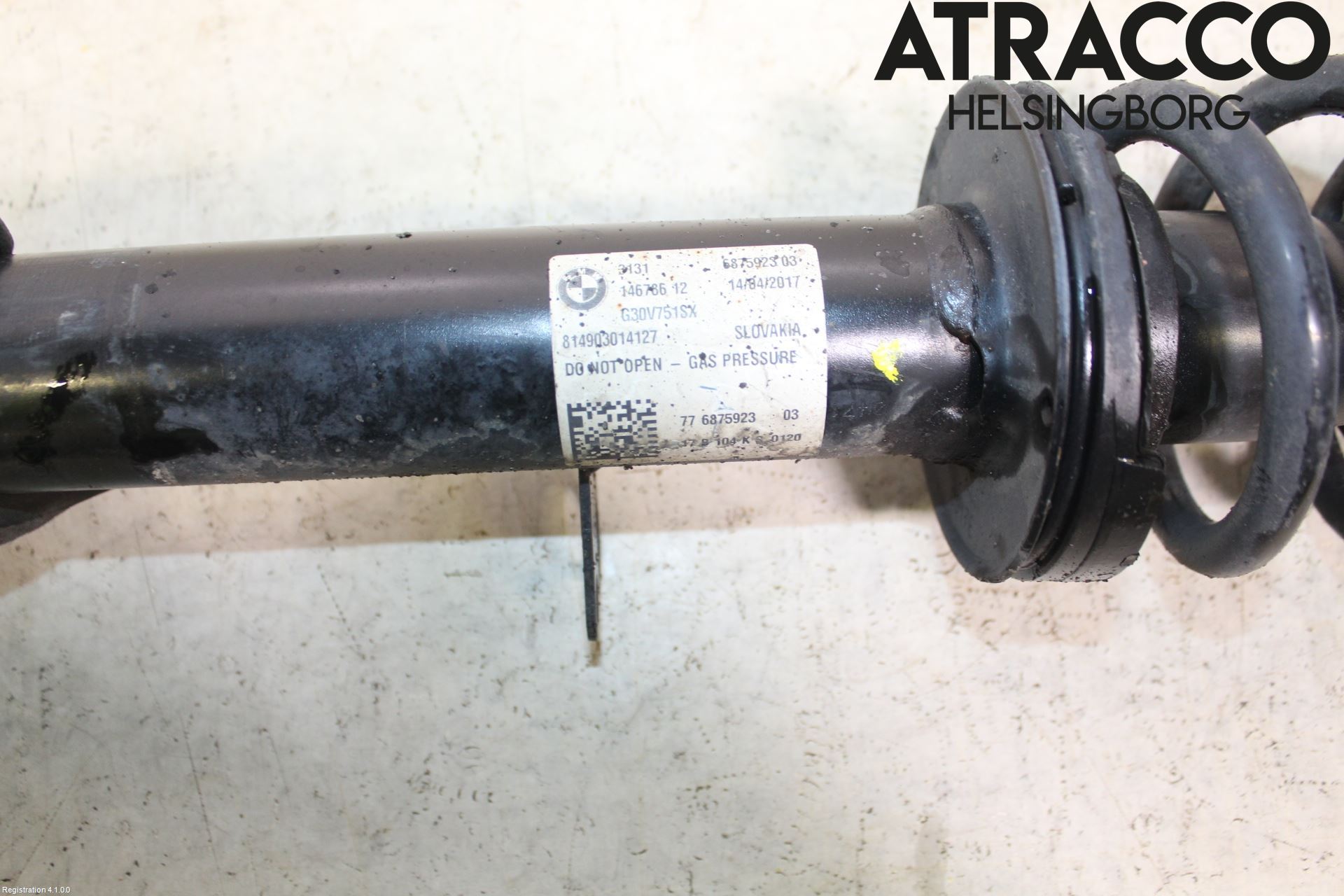 BMW 5 G30/G31/F90 17-23 Fjäderben Fram Vänster