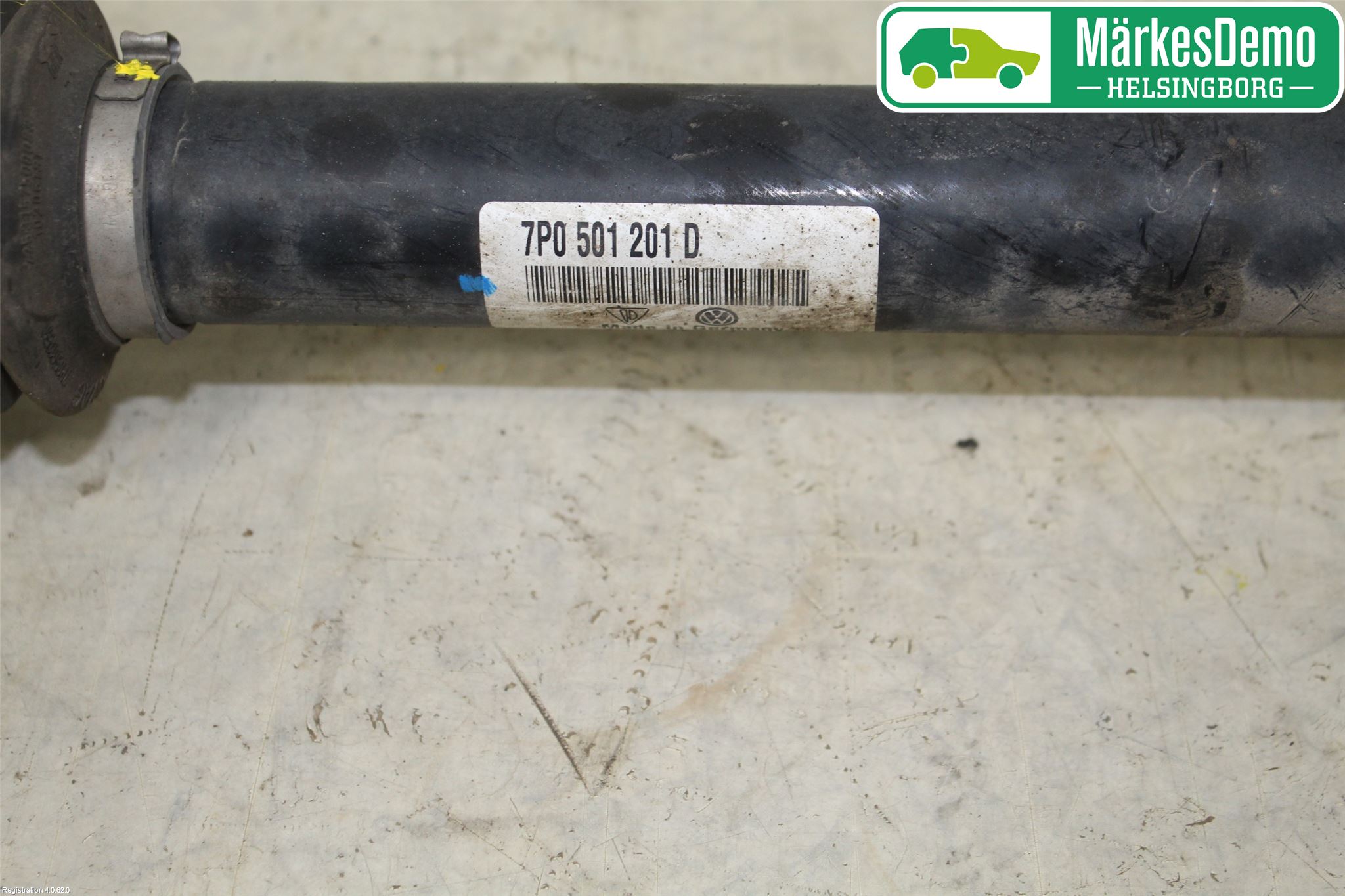 Volkswagen VW TOUAREG 7P 11-18 Drivaxel Bak Vänster