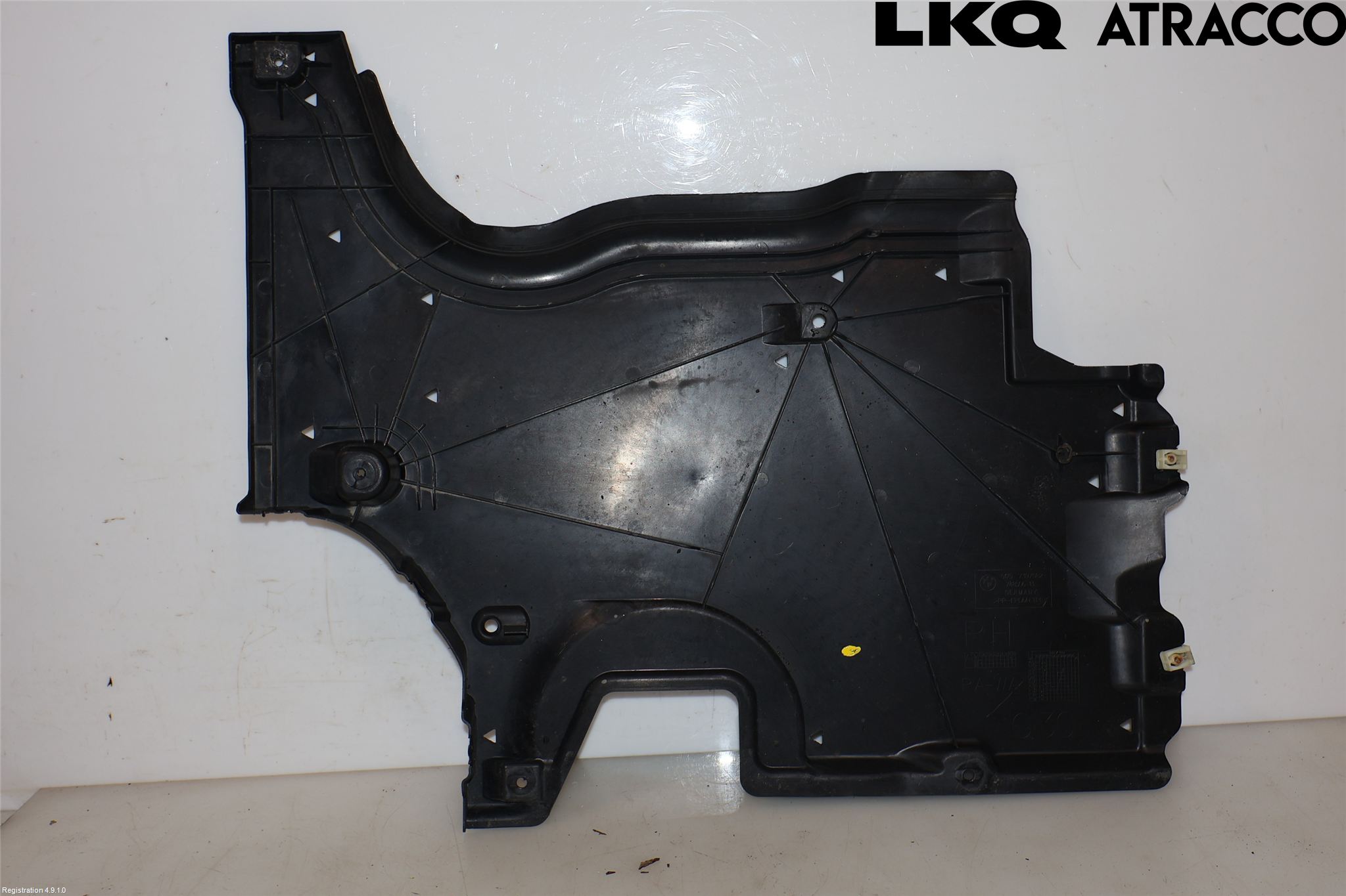 BMW 5 G30/G31/F90 17-23 Hasplåt Plåt-Plast
