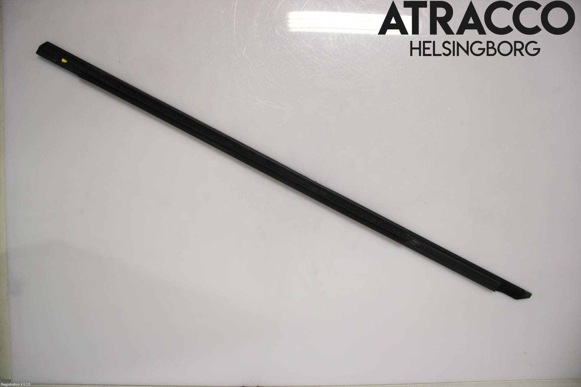 Mercedes-Benz MB C-KLASS (W205) 14-21 Dörr Dekorlist Fram Hö