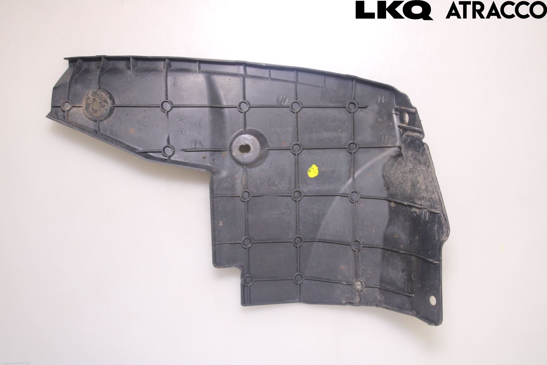 Toyota YARIS XP130 15-20 Skärm Inner