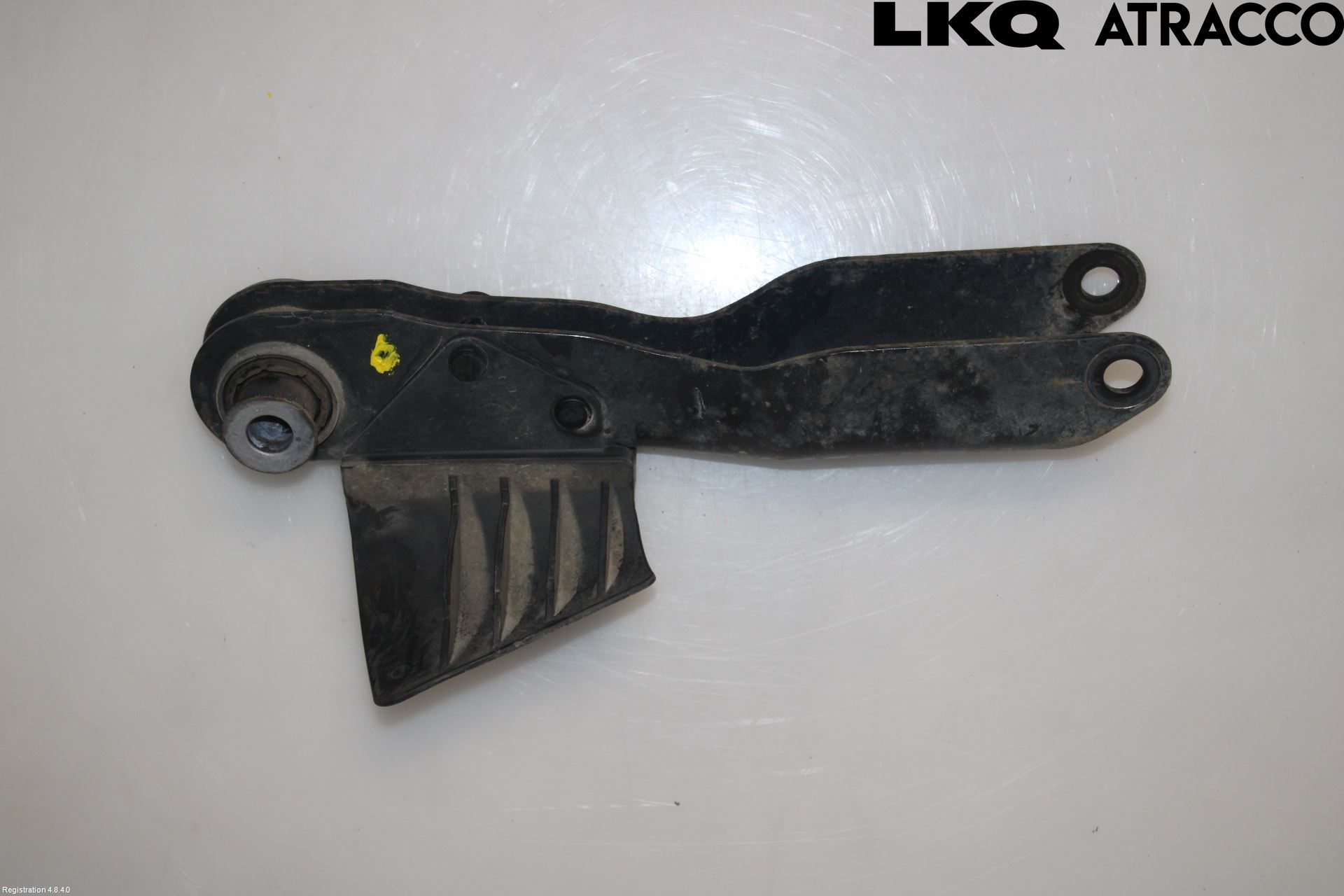 Landrover DEFENDER (L663) 20- Bärarm Bak Höger