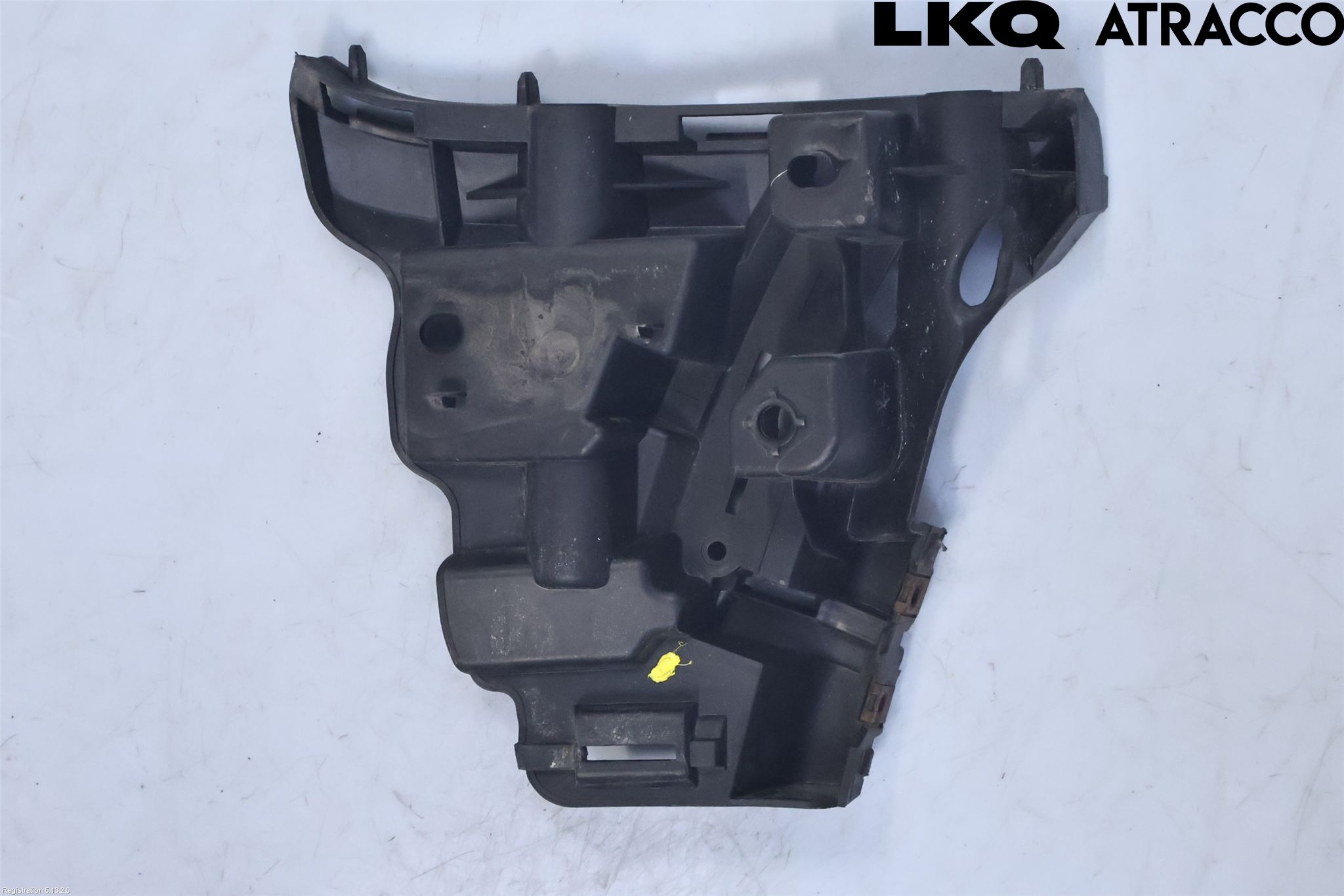 Volvo XC70 08-13 Stötfångarfäste Fram Hö