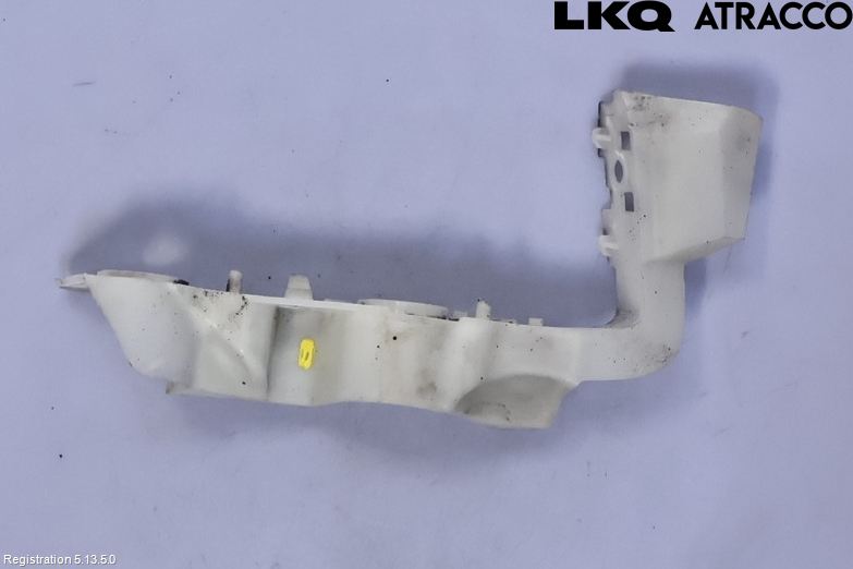 Audi A4/S4 B9 16-19 Stötfångarfäste Fram Vä