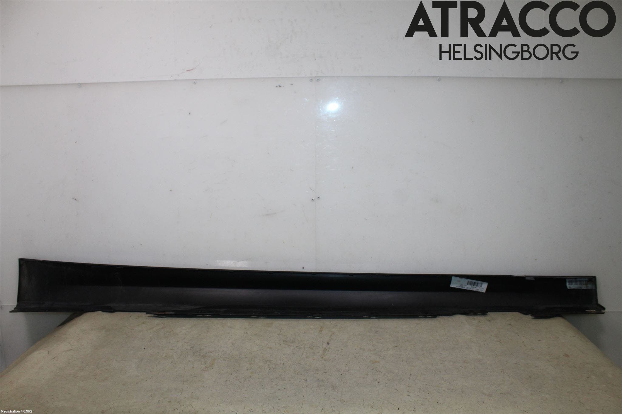 BMW 3 F30/F31/F80 12-19 Sidokjol Vä